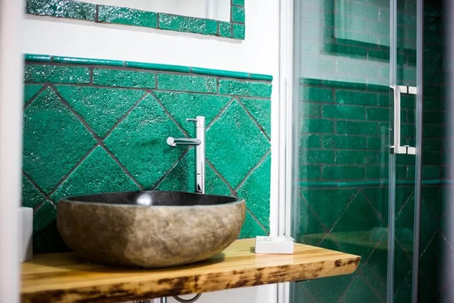 Bathroom in La Casa A Mare B&B