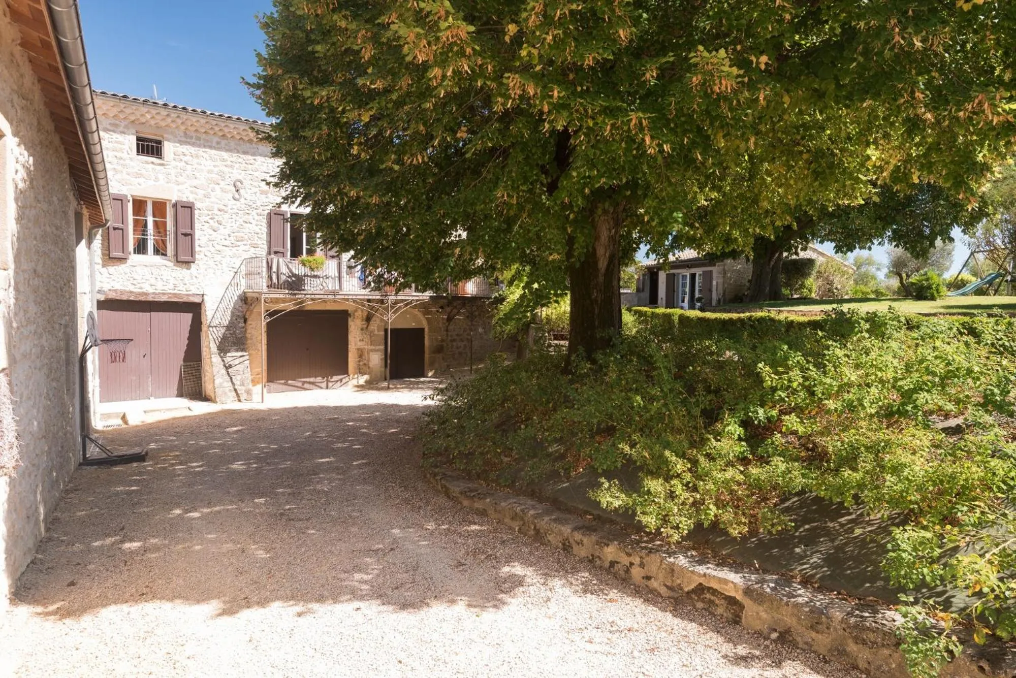 Facade/entrance in Le Moulin de Beaunette