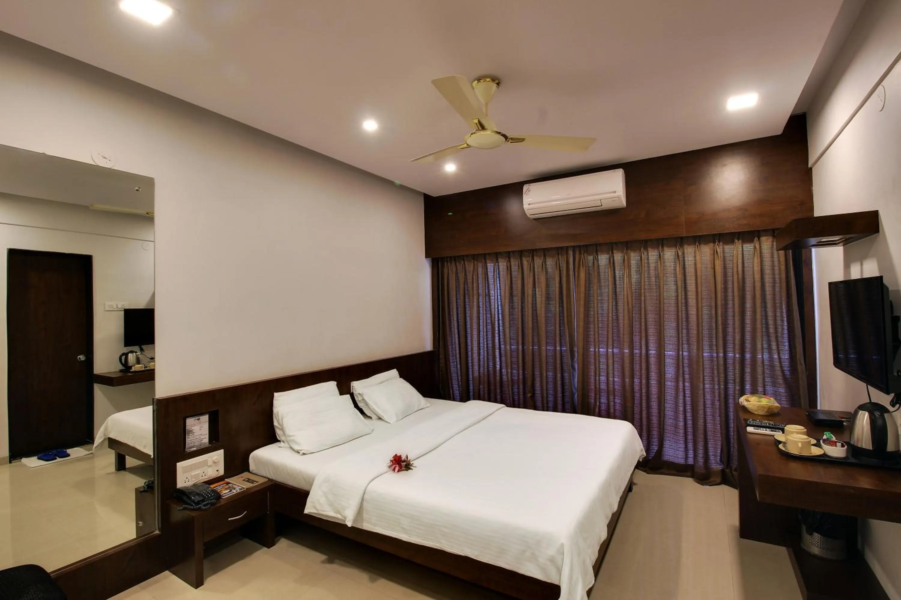 VIP, Bed in Hotel Rama Heritage