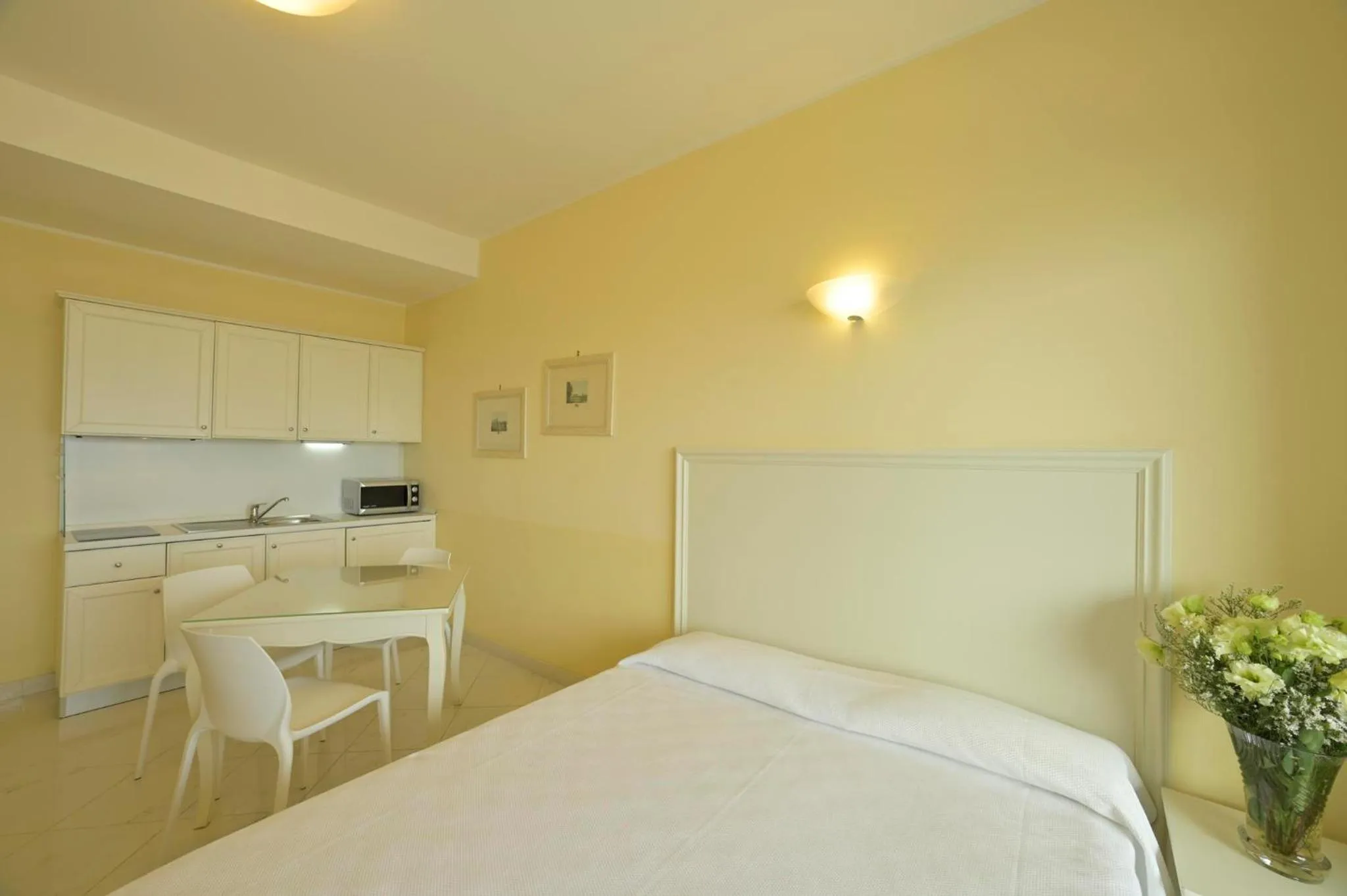 Bed in Residence Atlantic