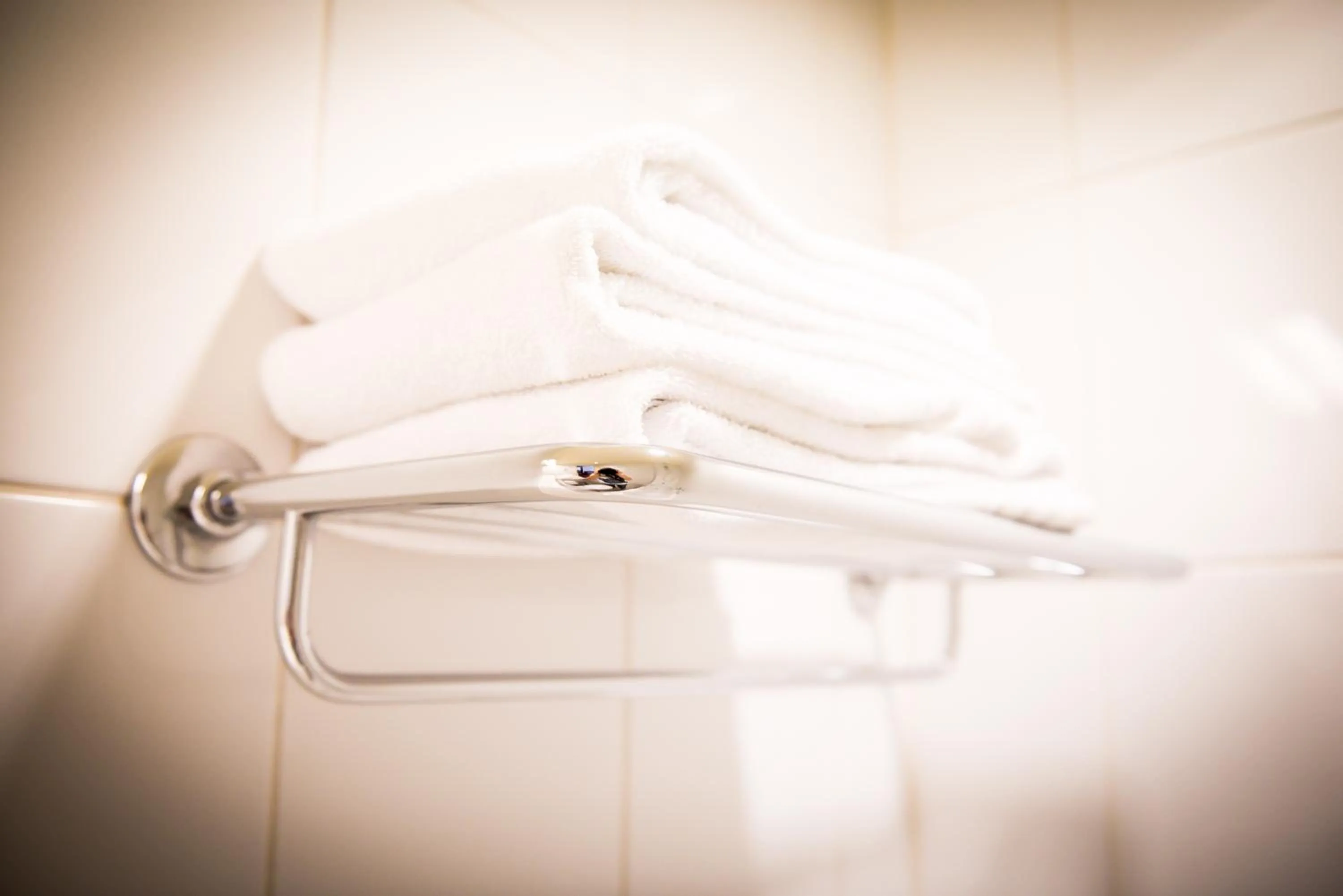 Bathroom in Hampshire Hotel – Voncken Valkenburg