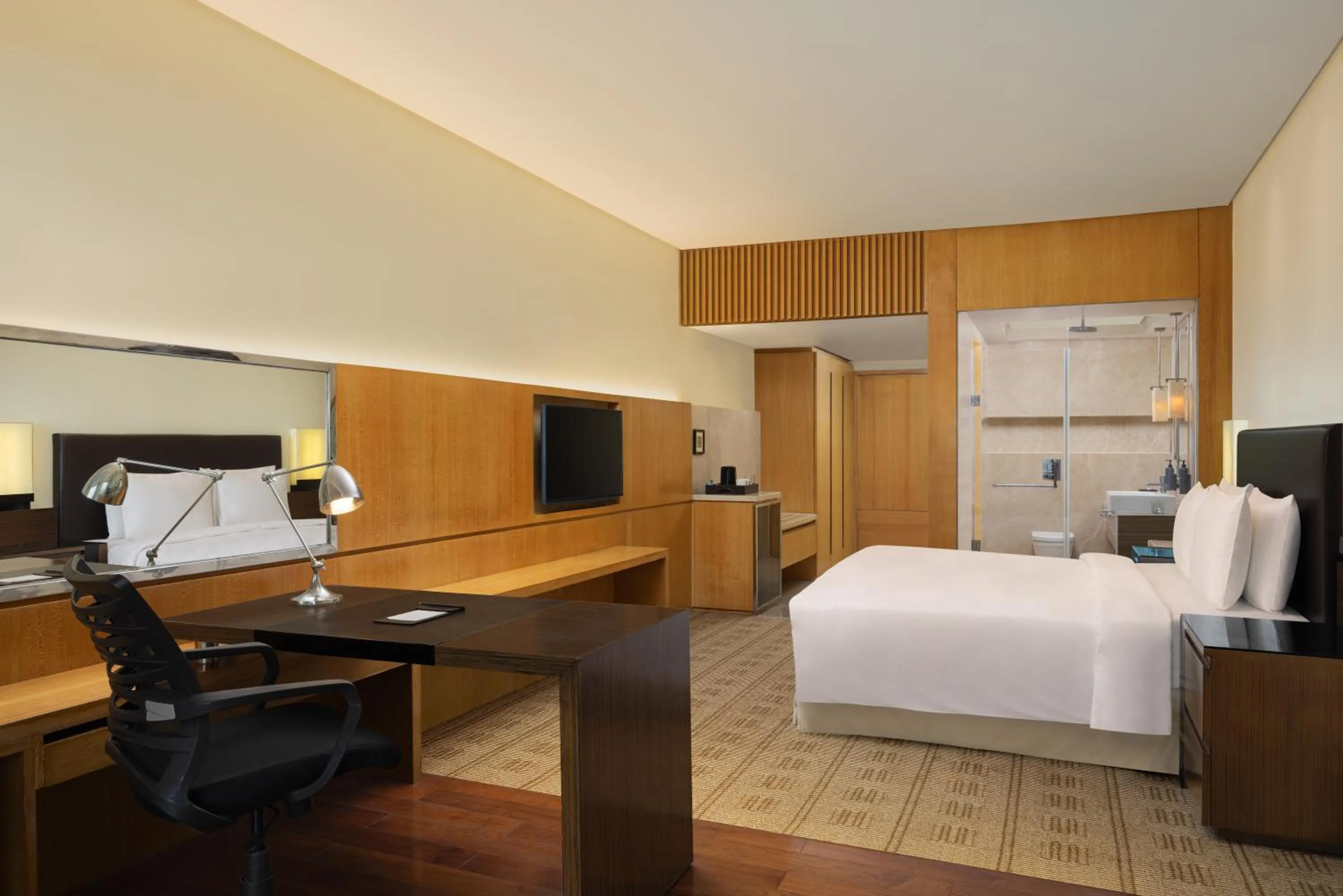 Bedroom, Bed in Courtyard by Marriott Bilaspur