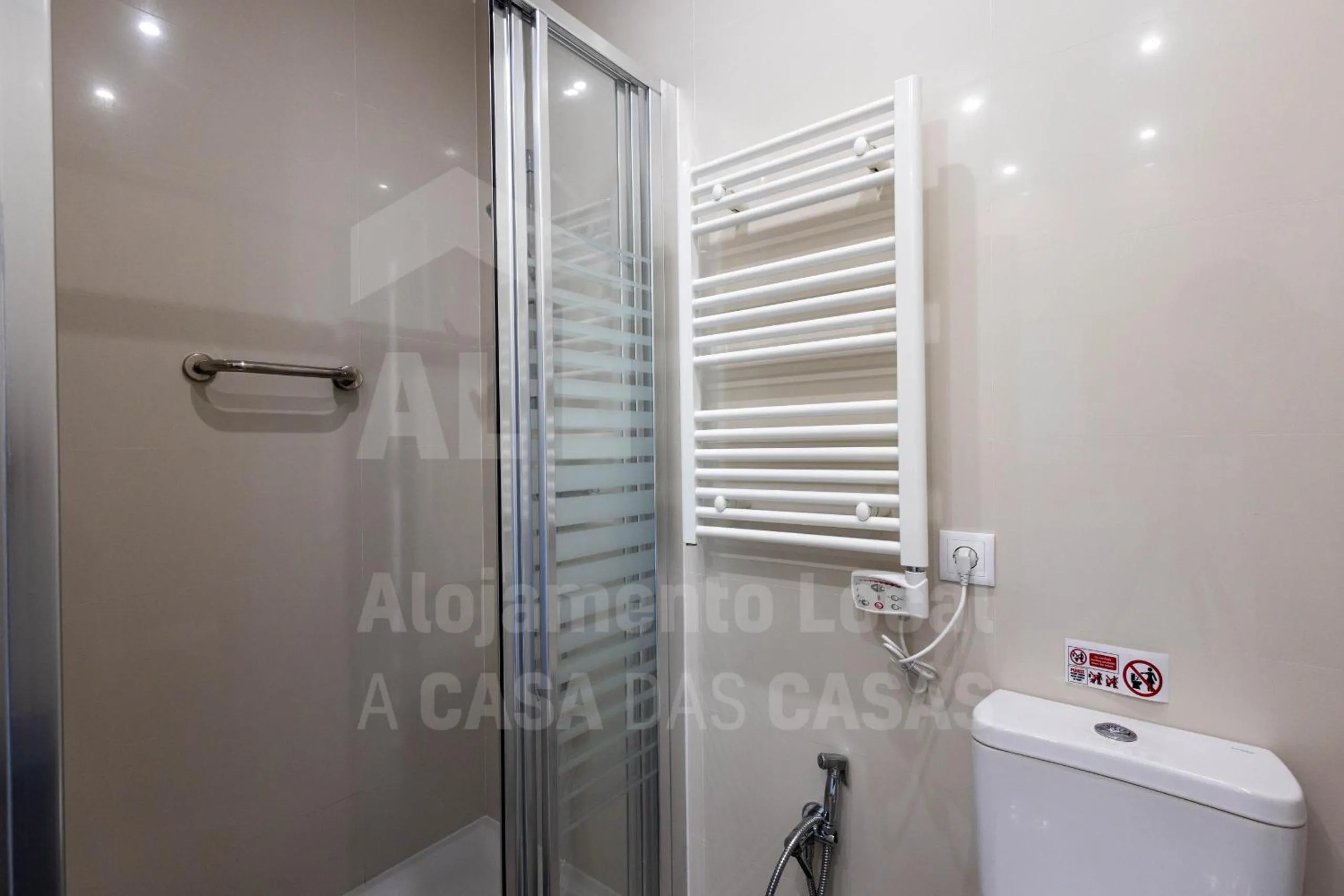 Bathroom in Ribas Apartment by ACasaDasCasas