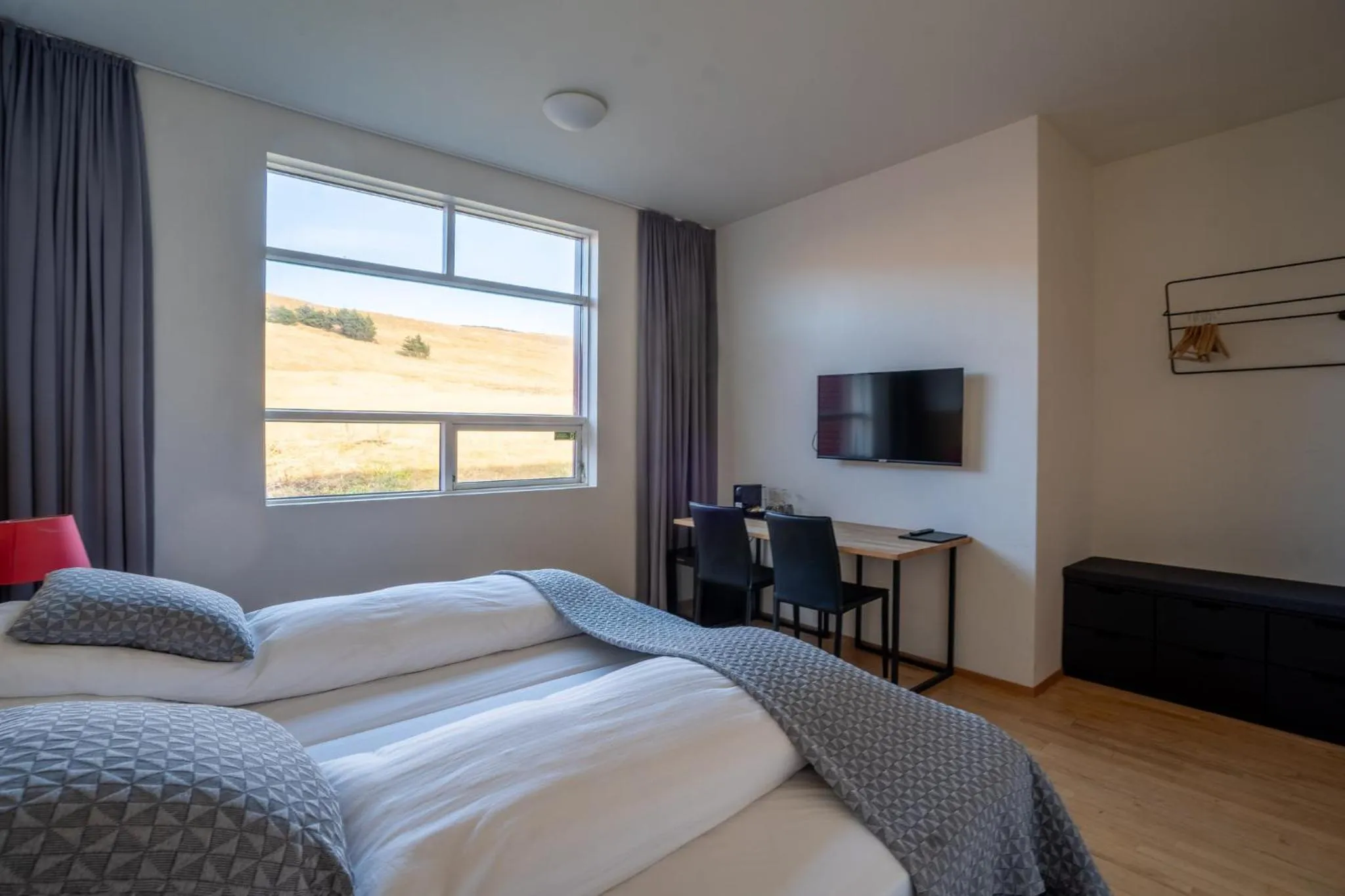 Property building, Bed in Volcano Hotel