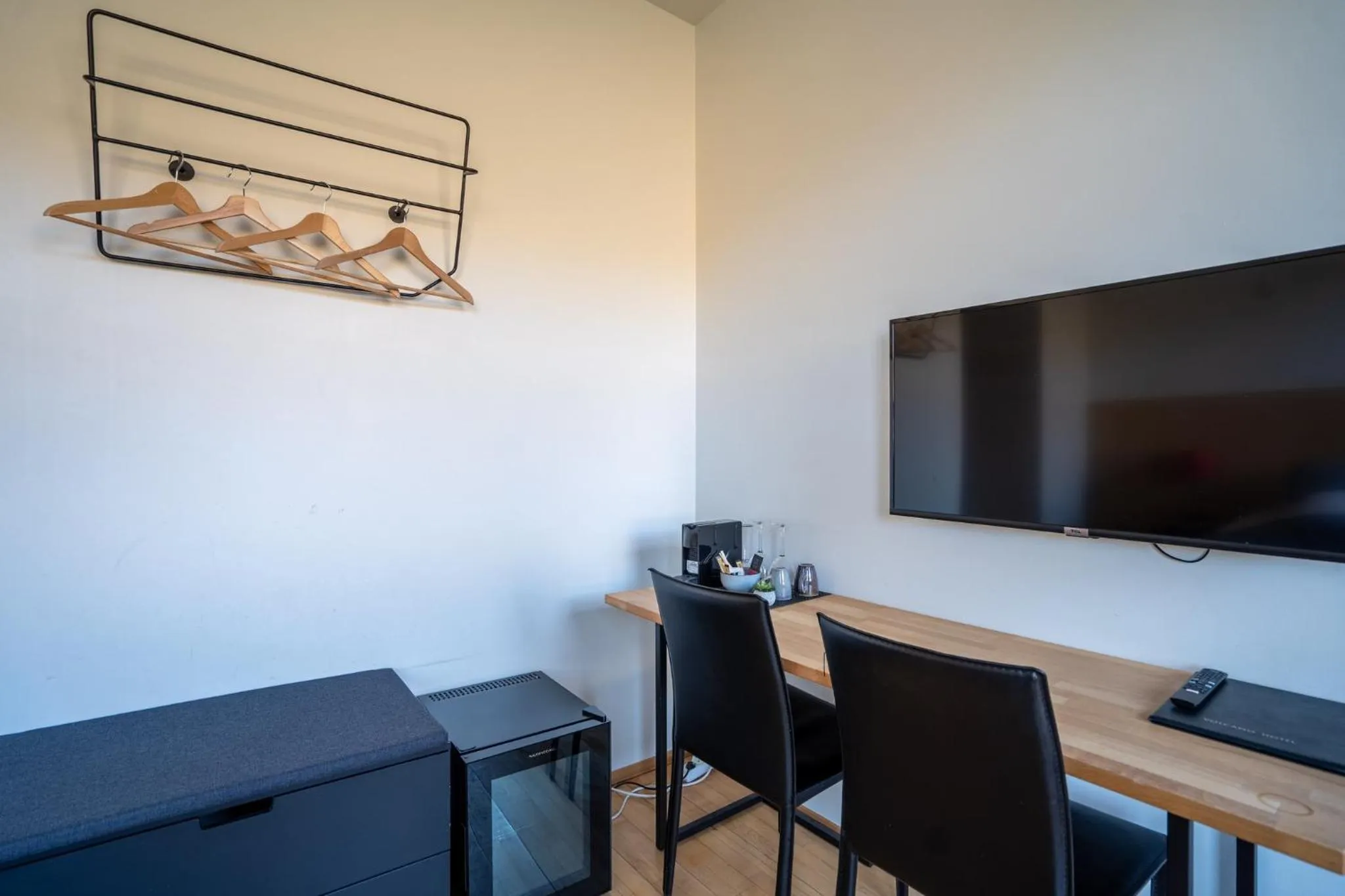 Bedroom in Volcano Hotel