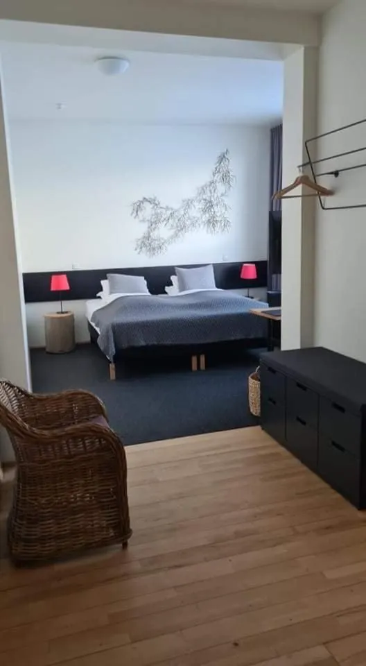 Photo of the whole room, Bed in Volcano Hotel