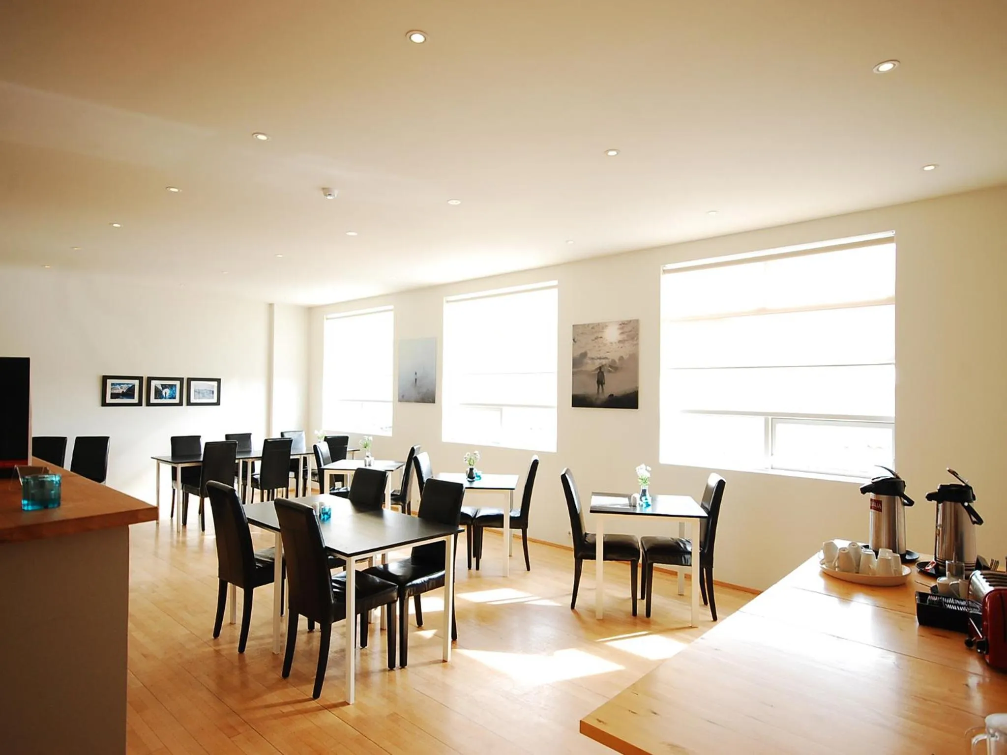 Restaurant/places to eat in Volcano Hotel