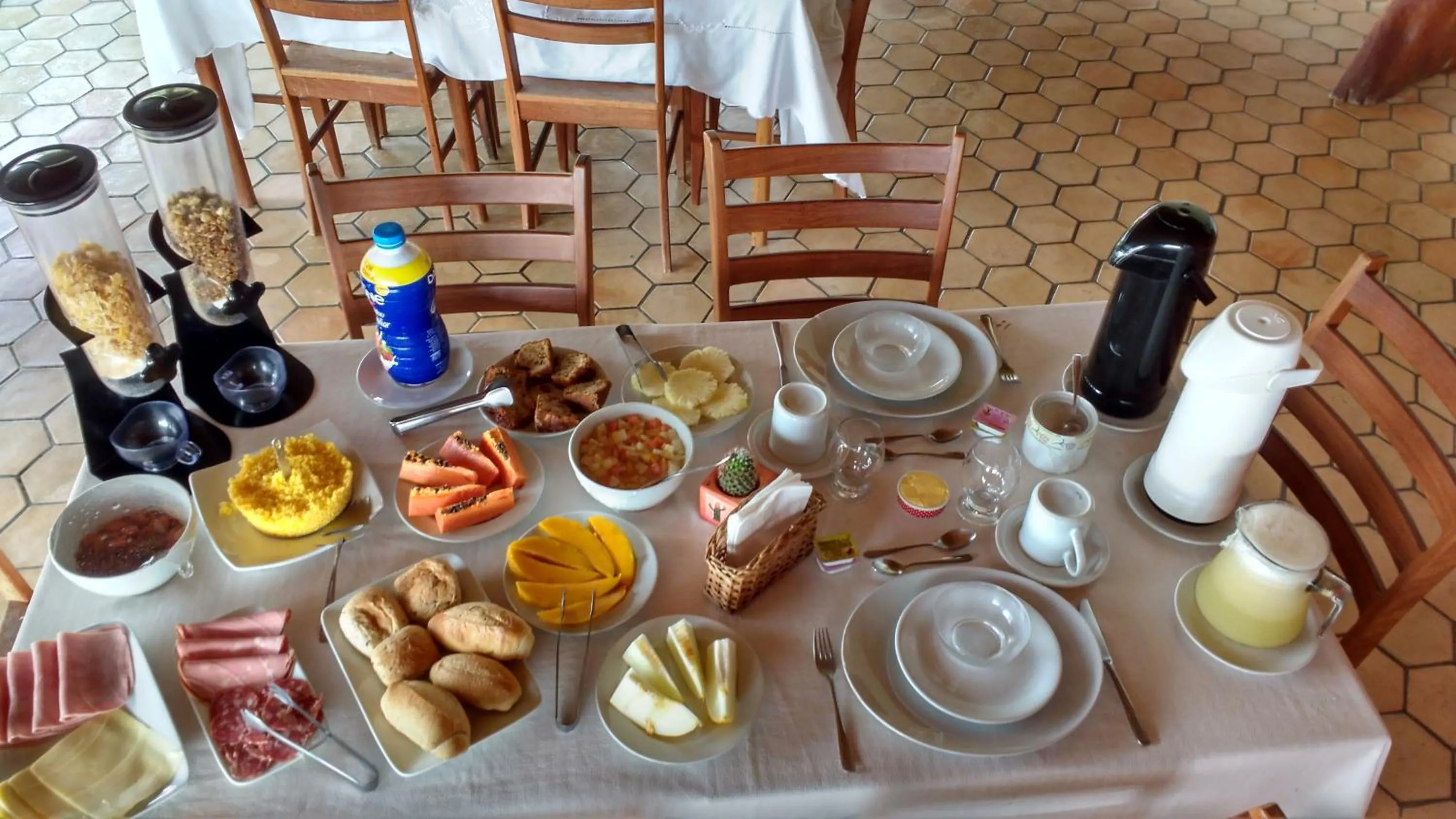 Breakfast in Grimms Pousada de Contos