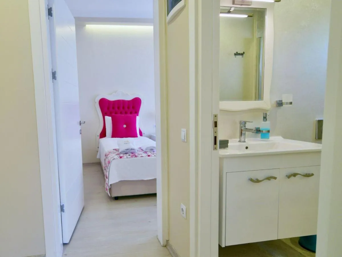 Bed in Göcek Naz Hotel