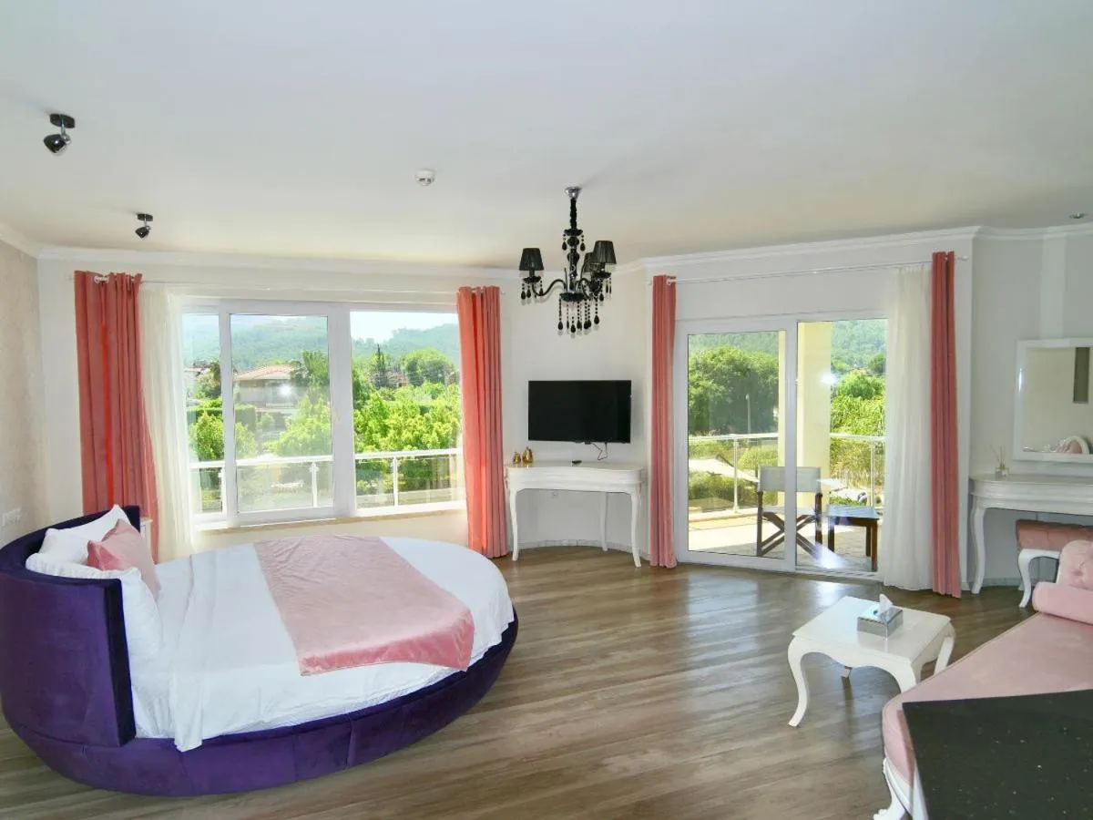 Bed in Göcek Naz Hotel