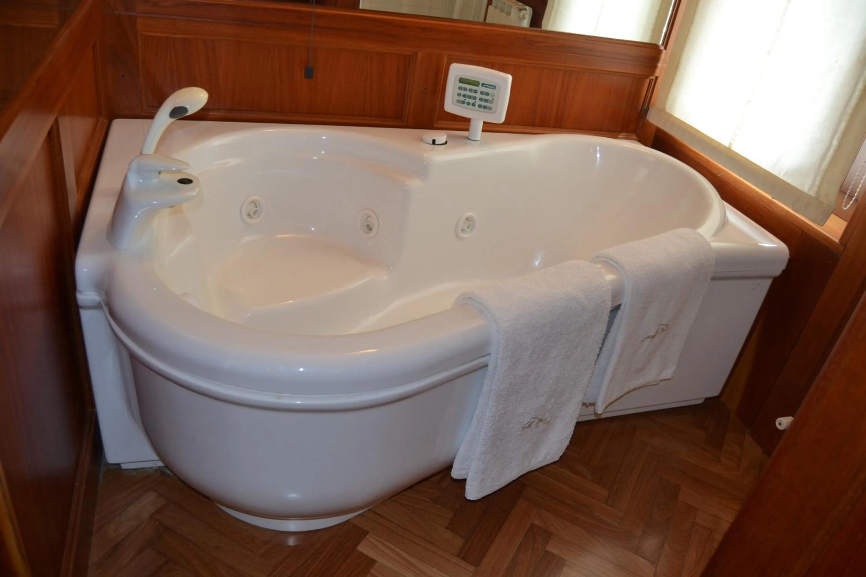 Bathroom in Villa Zagara Luxury Bed And Breakfast