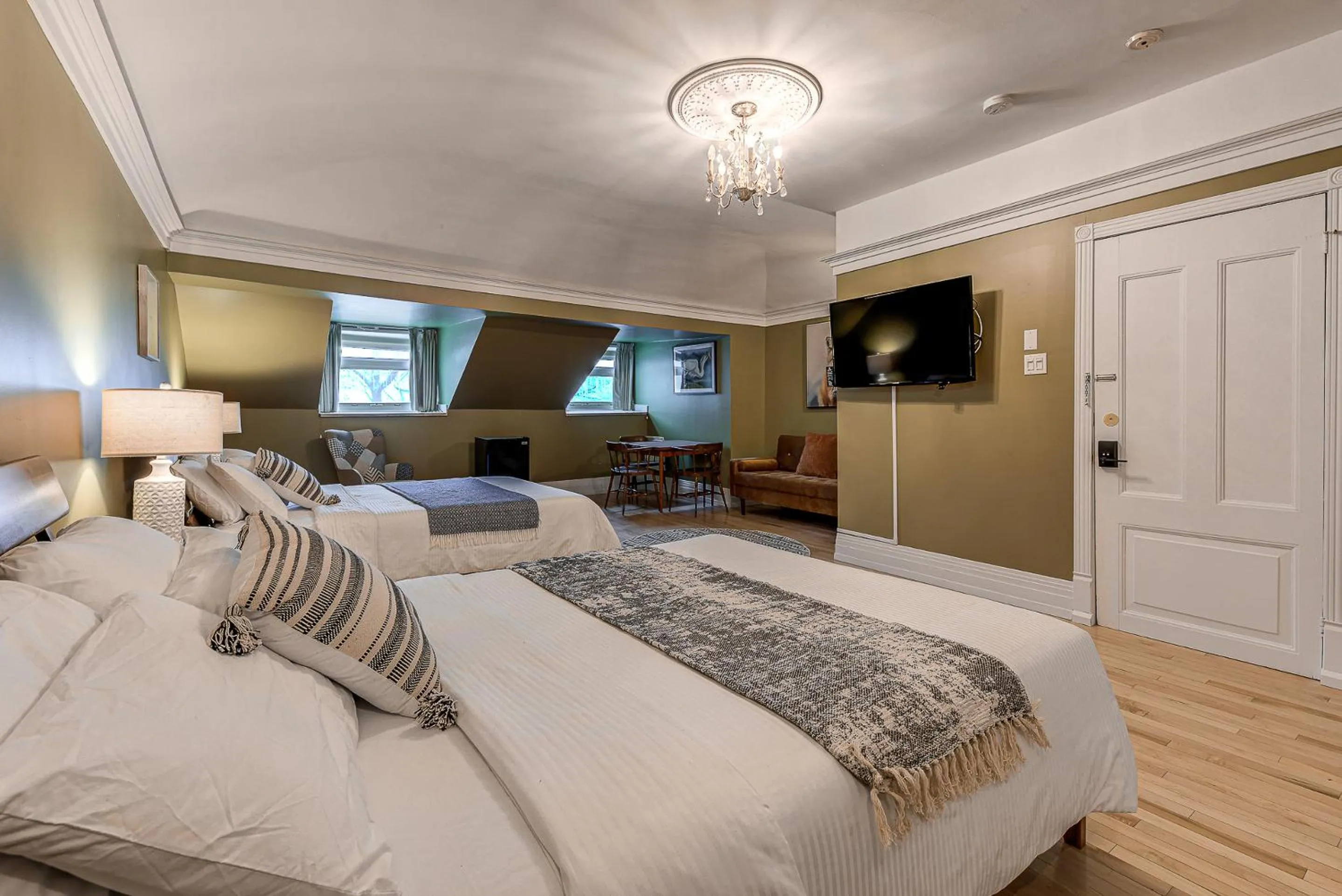 Bed in North House - Auberge La Chouette Hôtel Automatisé