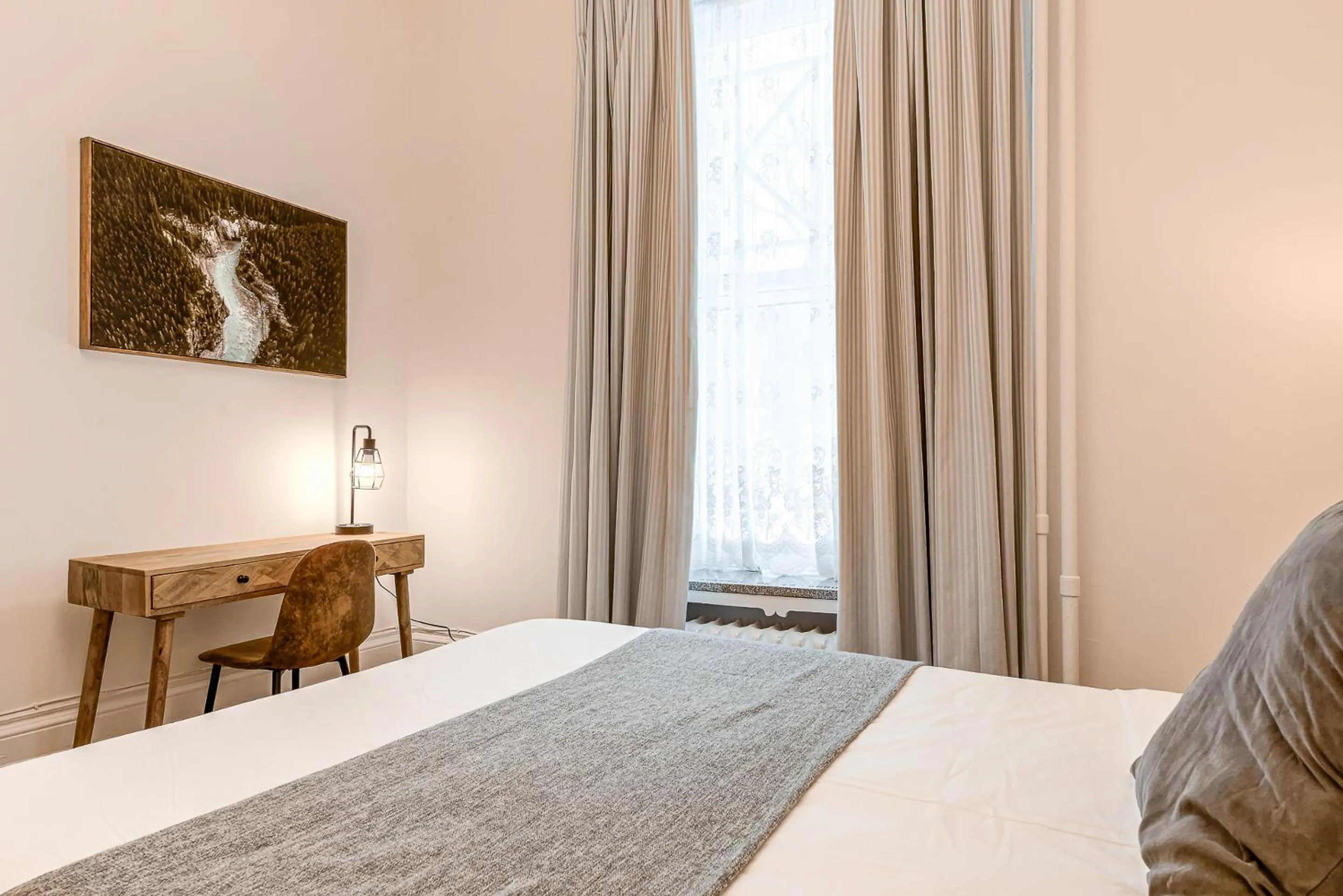 Bed in North House - Auberge La Chouette Hôtel Automatisé