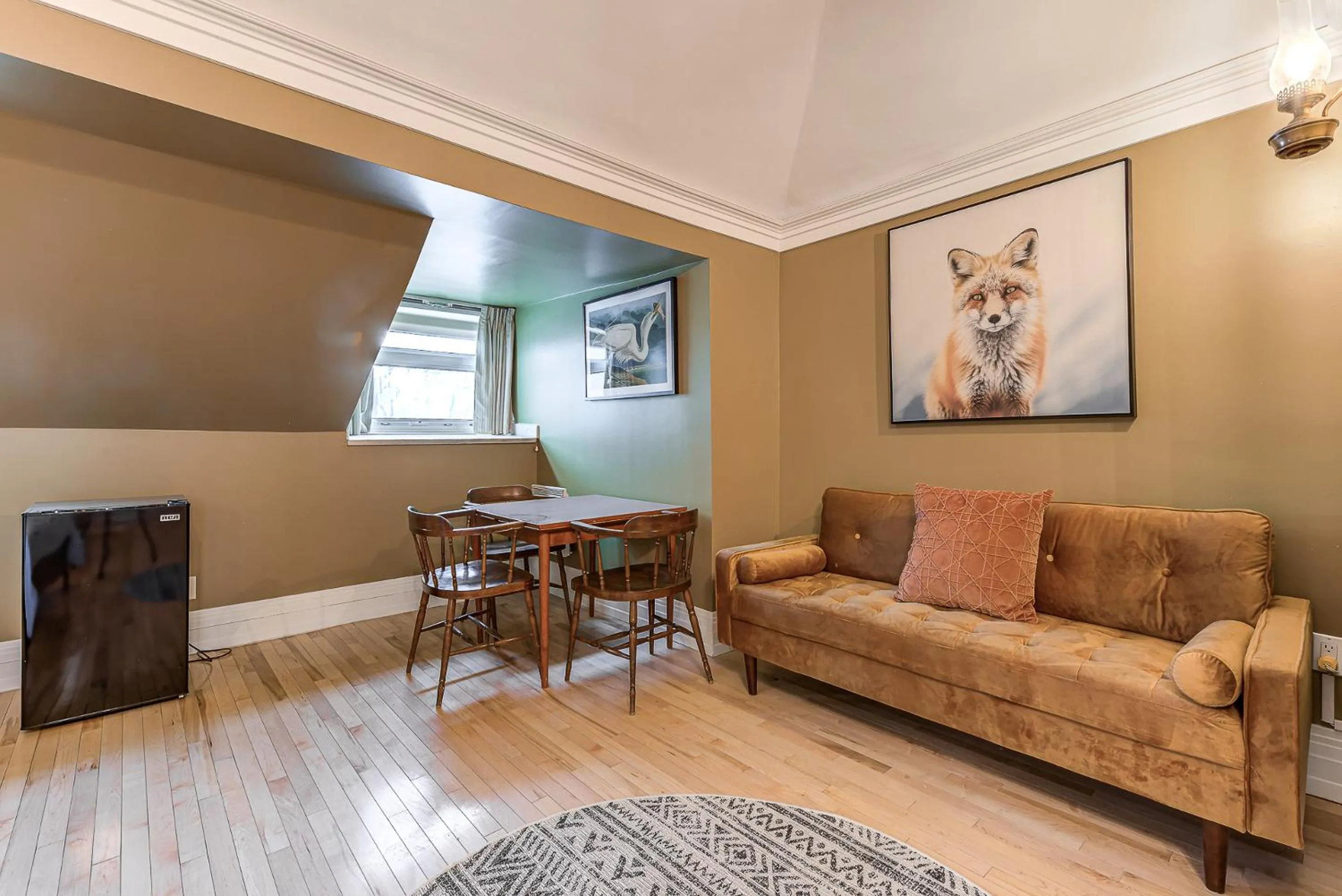 North House - Auberge La Chouette Hôtel Automatisé