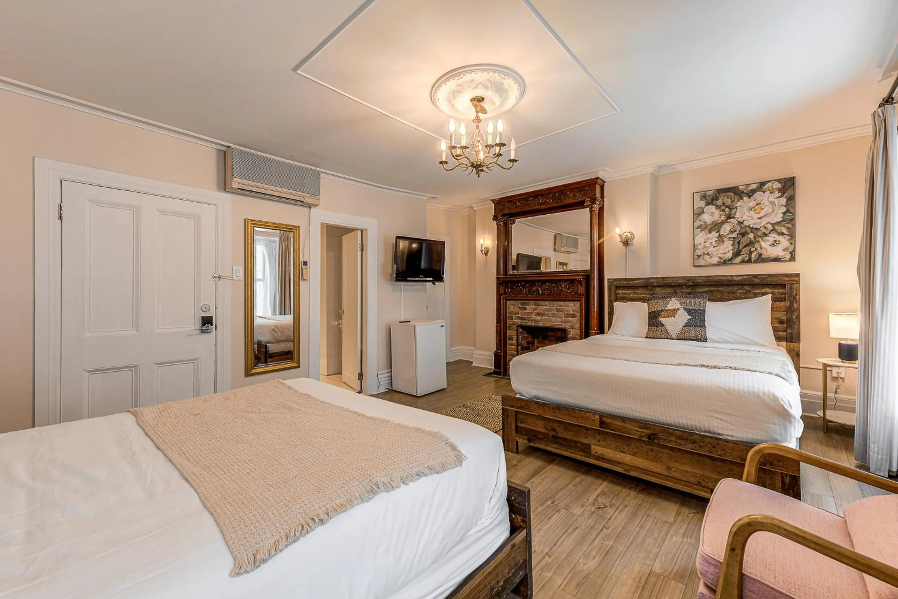 Bed in North House - Auberge La Chouette Hôtel Automatisé