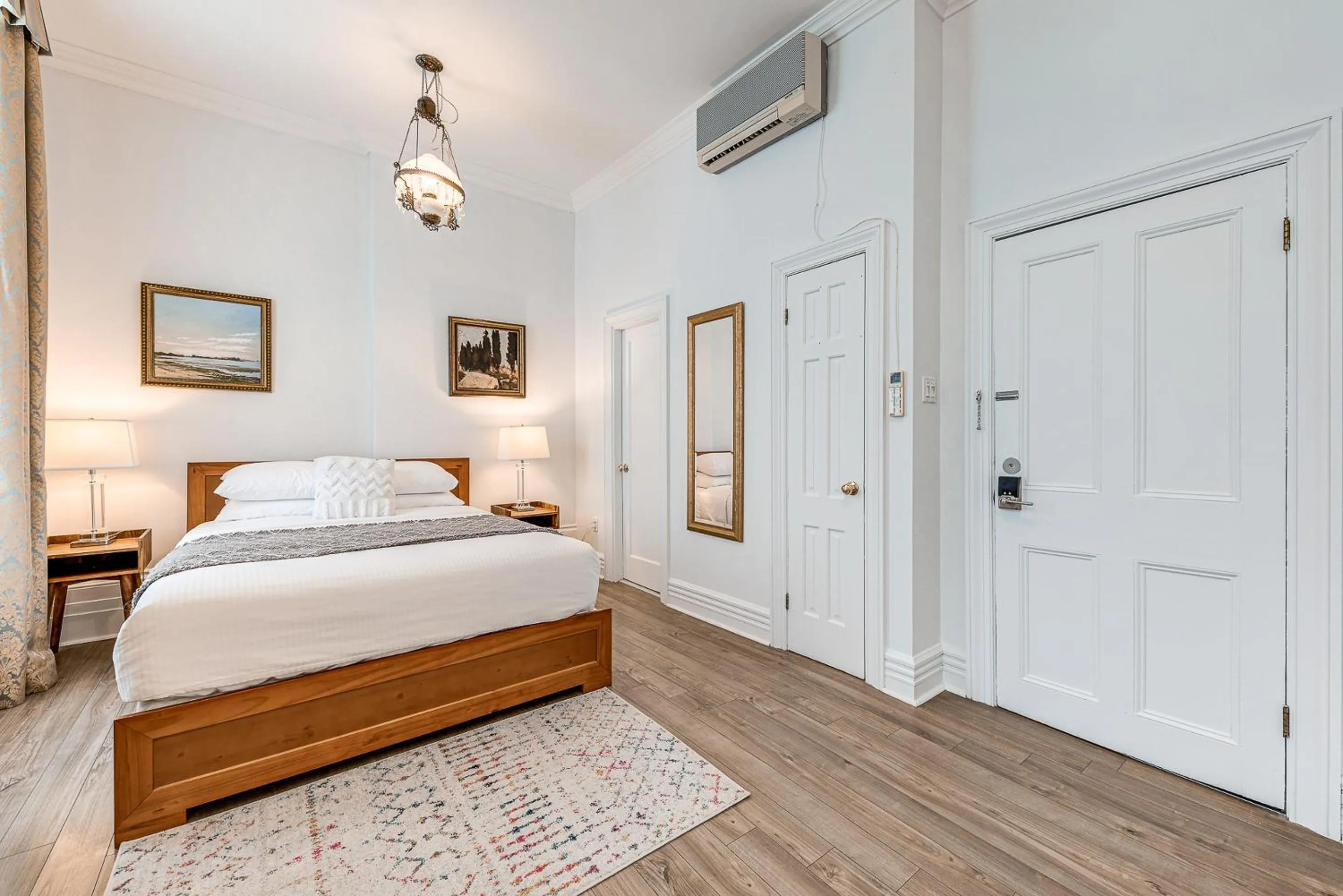 Bed in North House - Auberge La Chouette Hôtel Automatisé