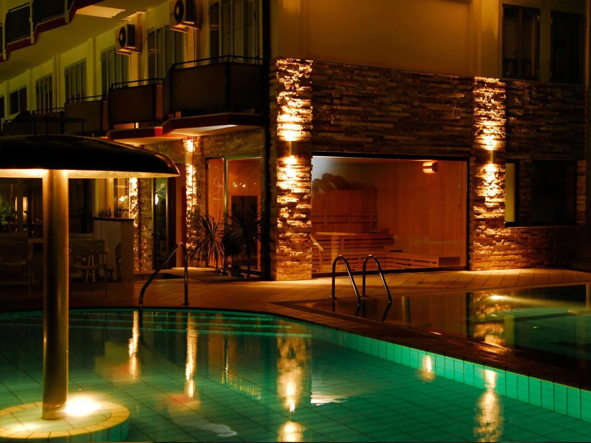 Night in Rouge Hotel International