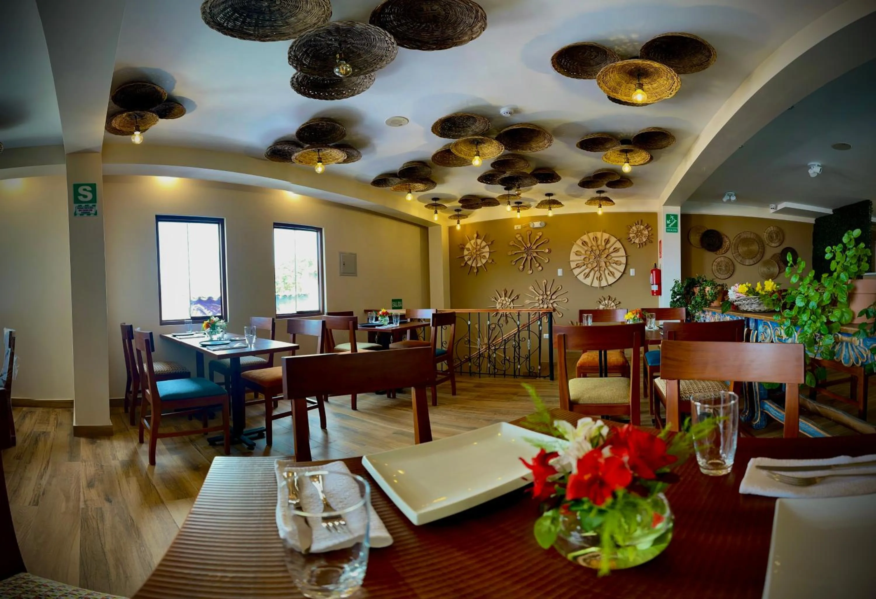 Restaurant/places to eat in Inkantari Boutique Hotel