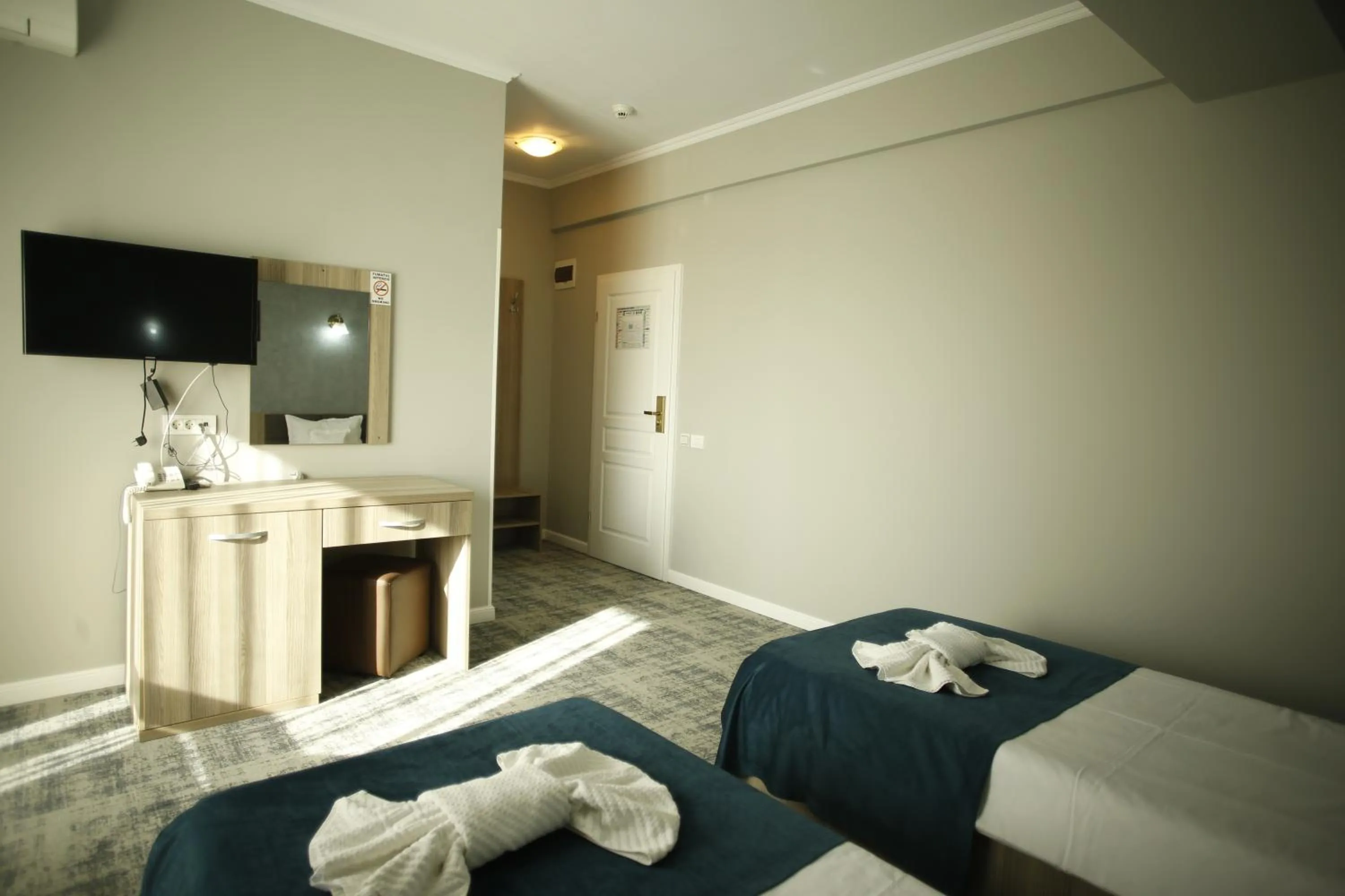 Photo of the whole room, Bed in Hotel Agapi Mamaia