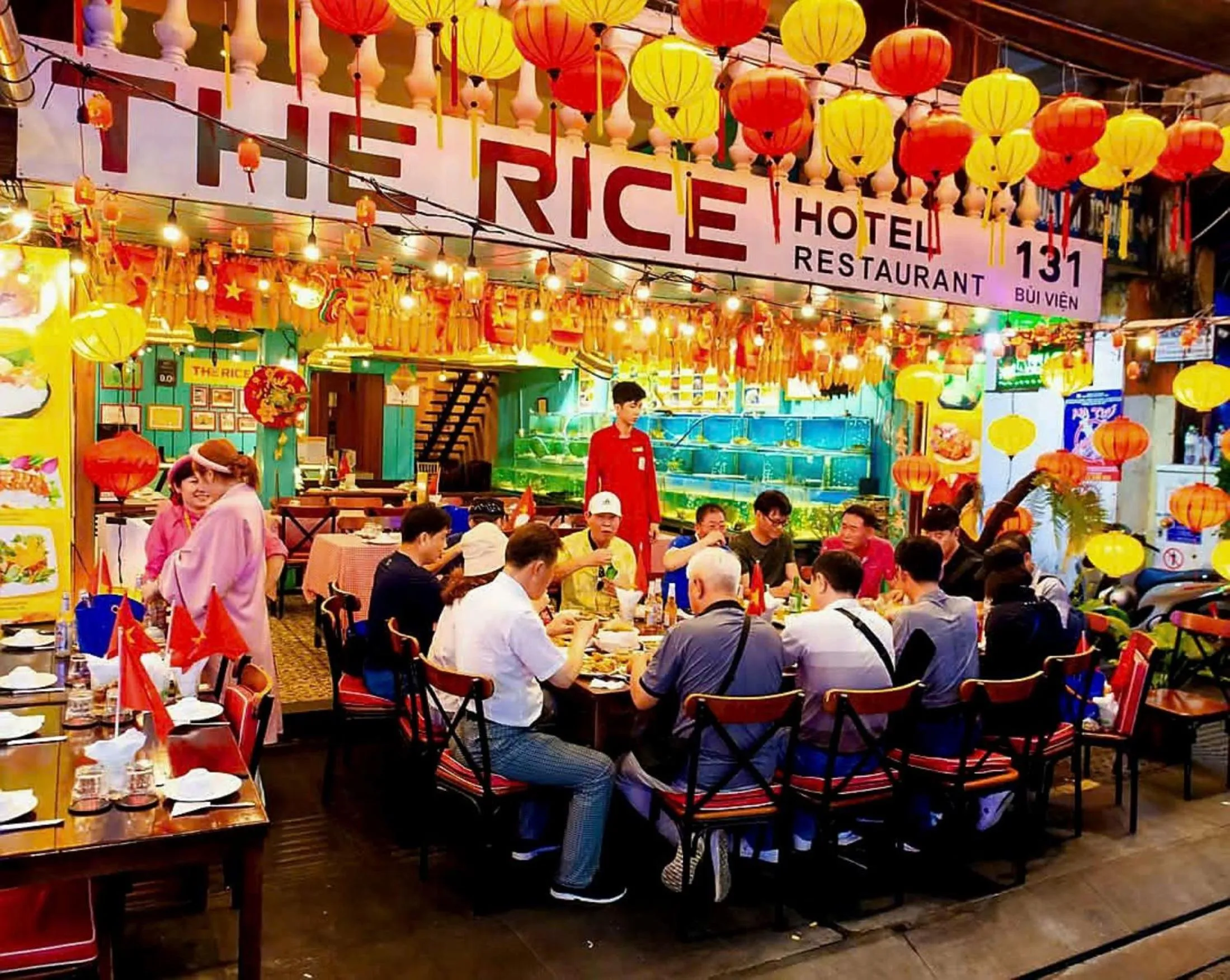 Restaurant/places to eat in THE RICE HOTEL