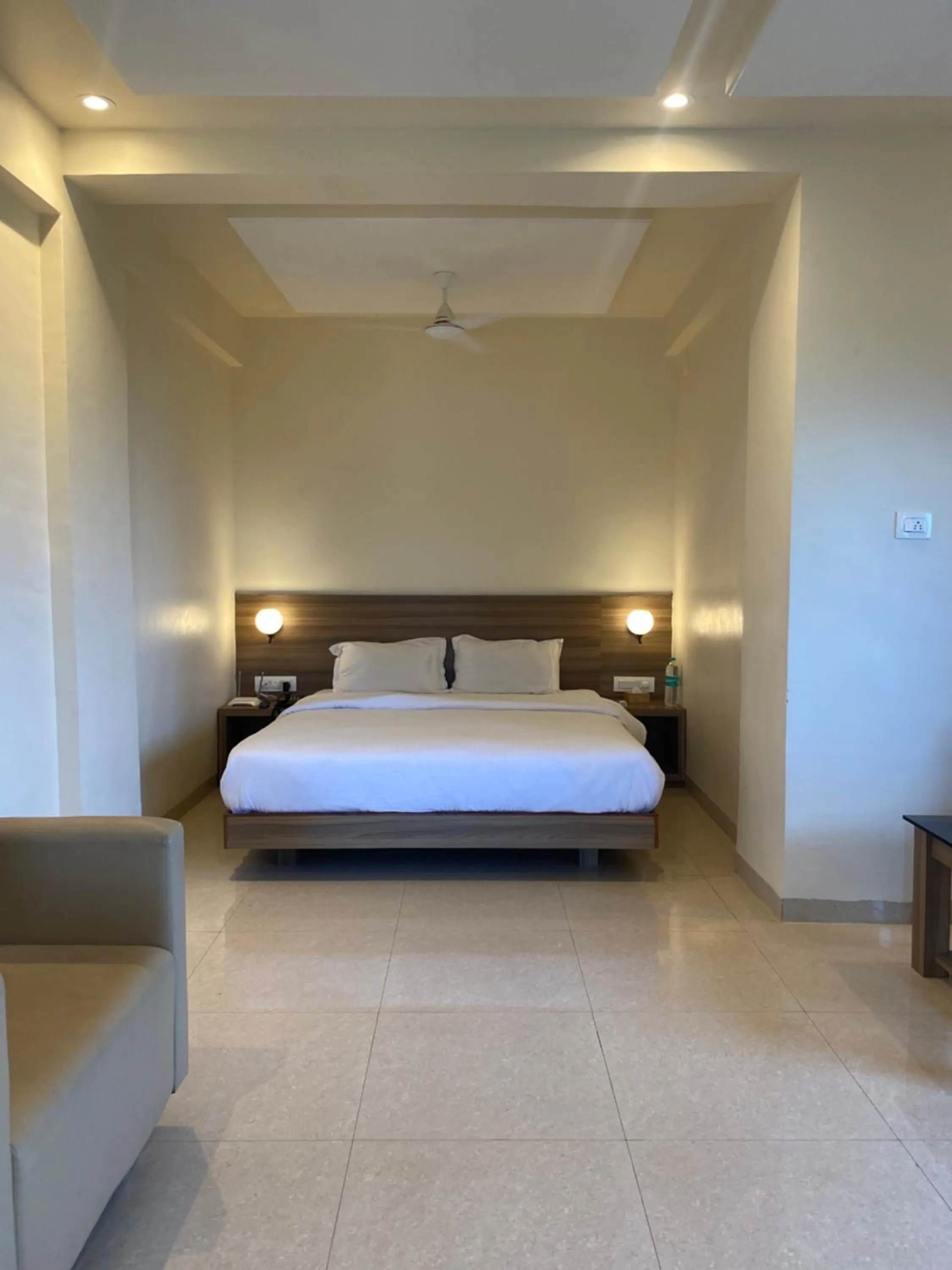 Bed in The Byke Skylark Seafront Resort, Dapoli