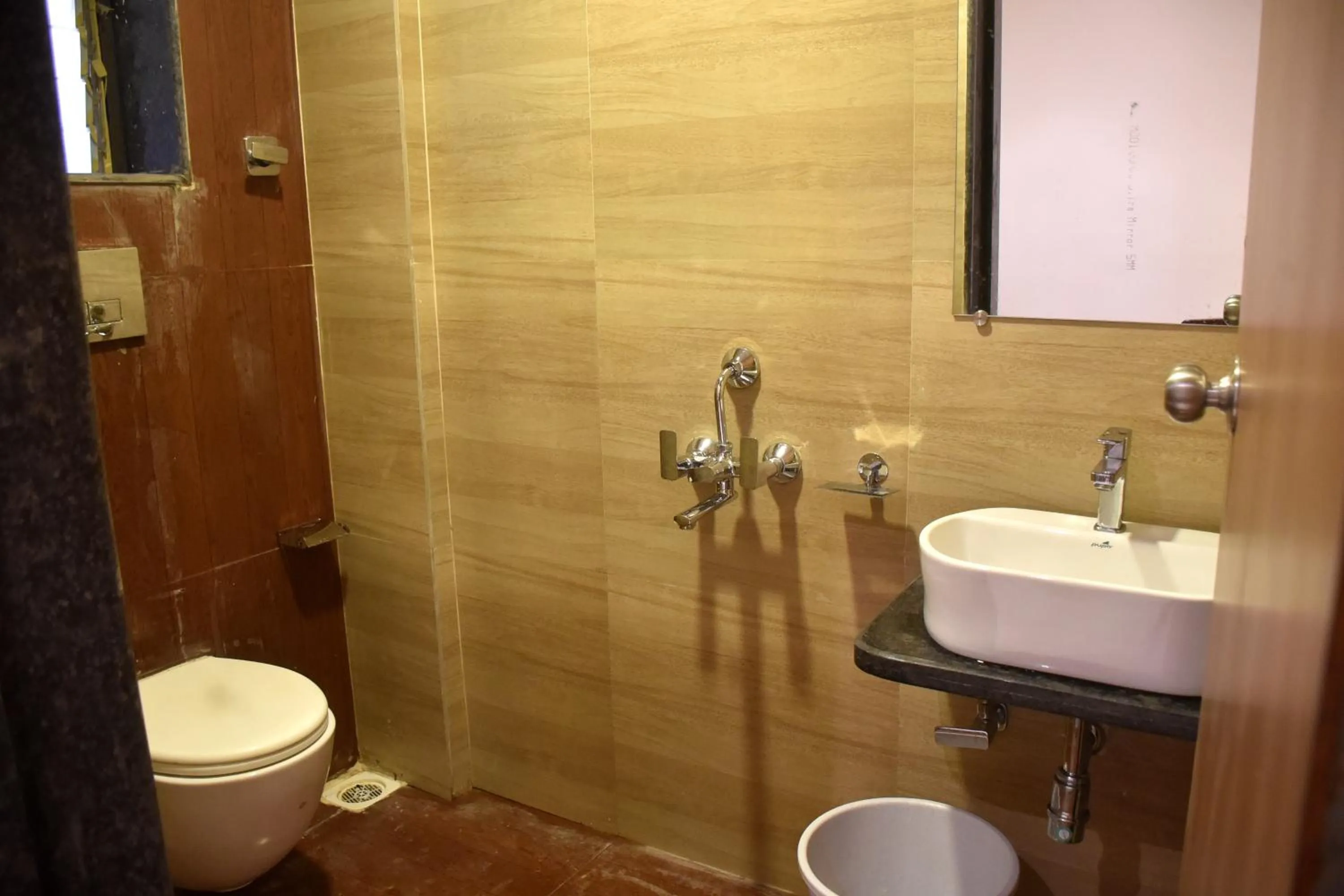 The Byke Skylark Seafront Resort, Dapoli