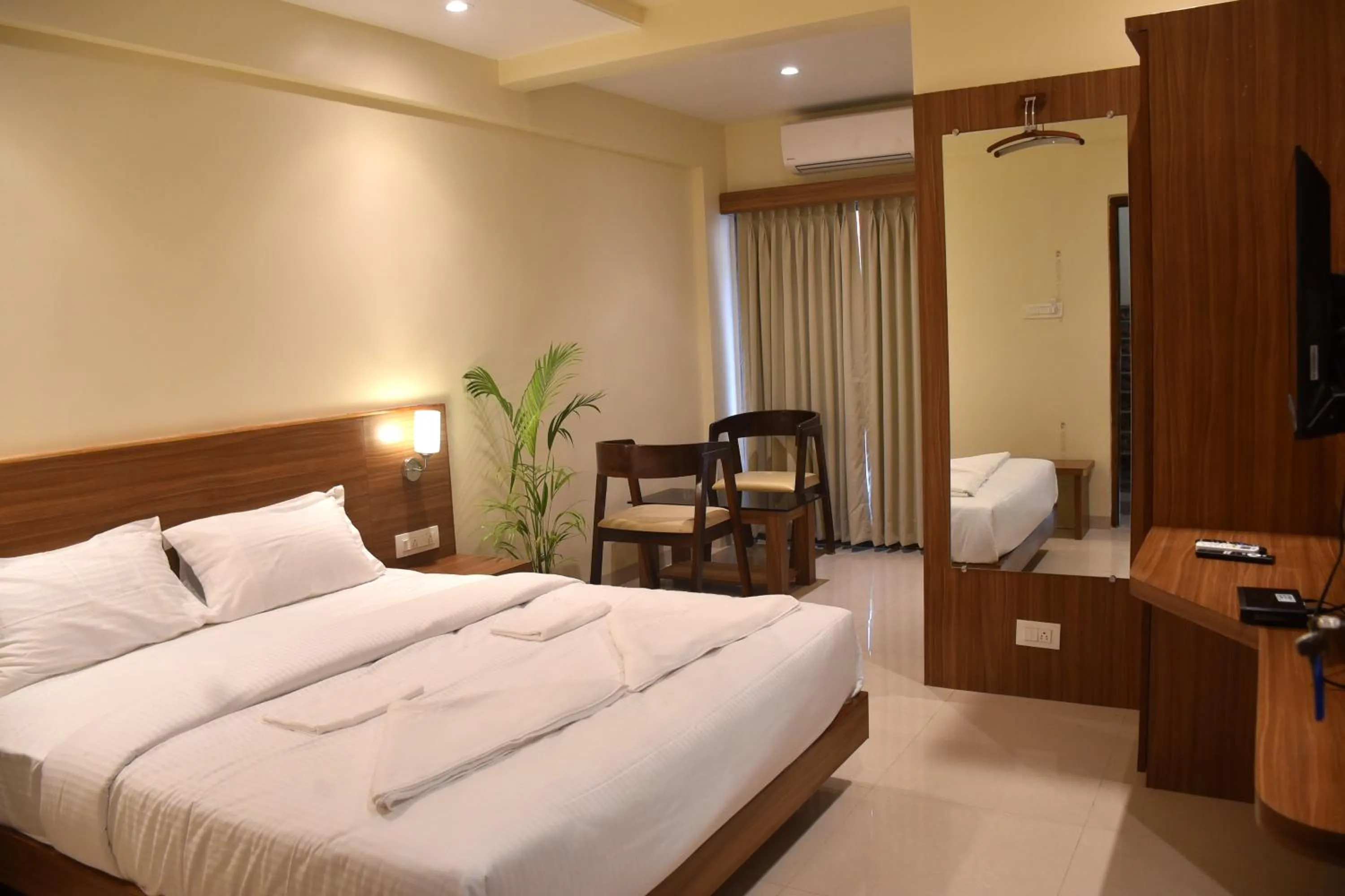 Bed in The Byke Skylark Seafront Resort, Dapoli