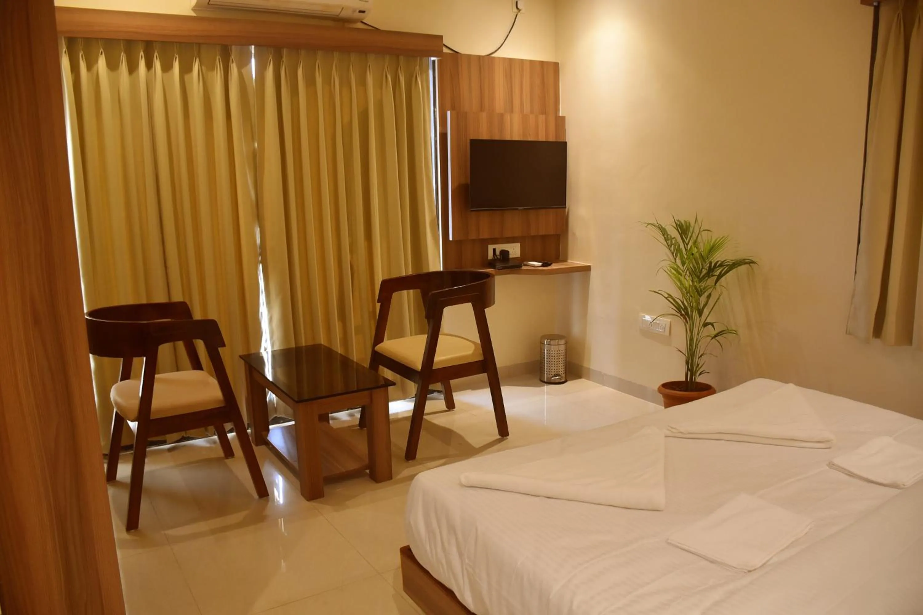 Bed in The Byke Skylark Seafront Resort, Dapoli