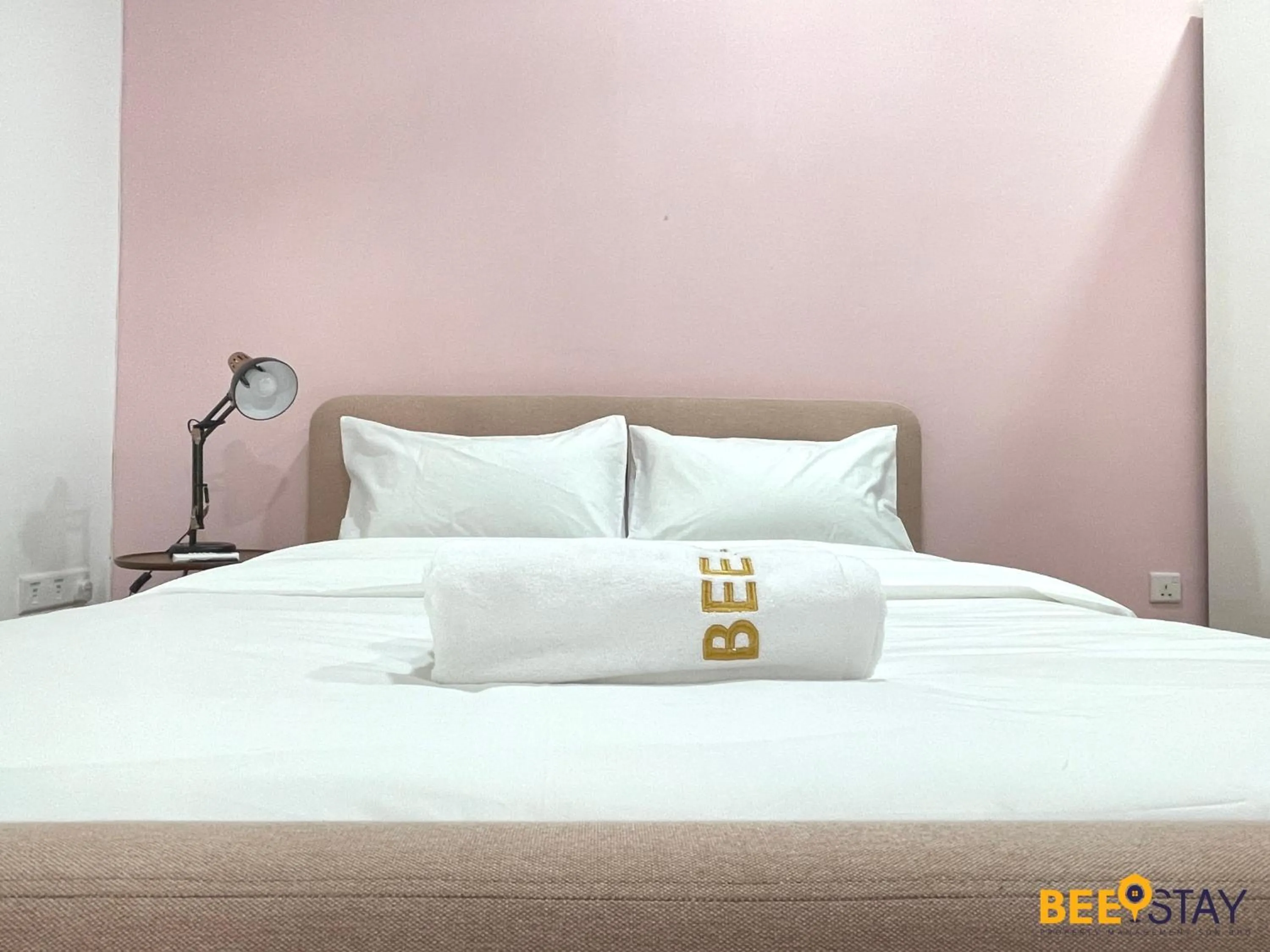 Bedroom, Bed in The Scott Garden Kuala Lumpur by BeeStay Management