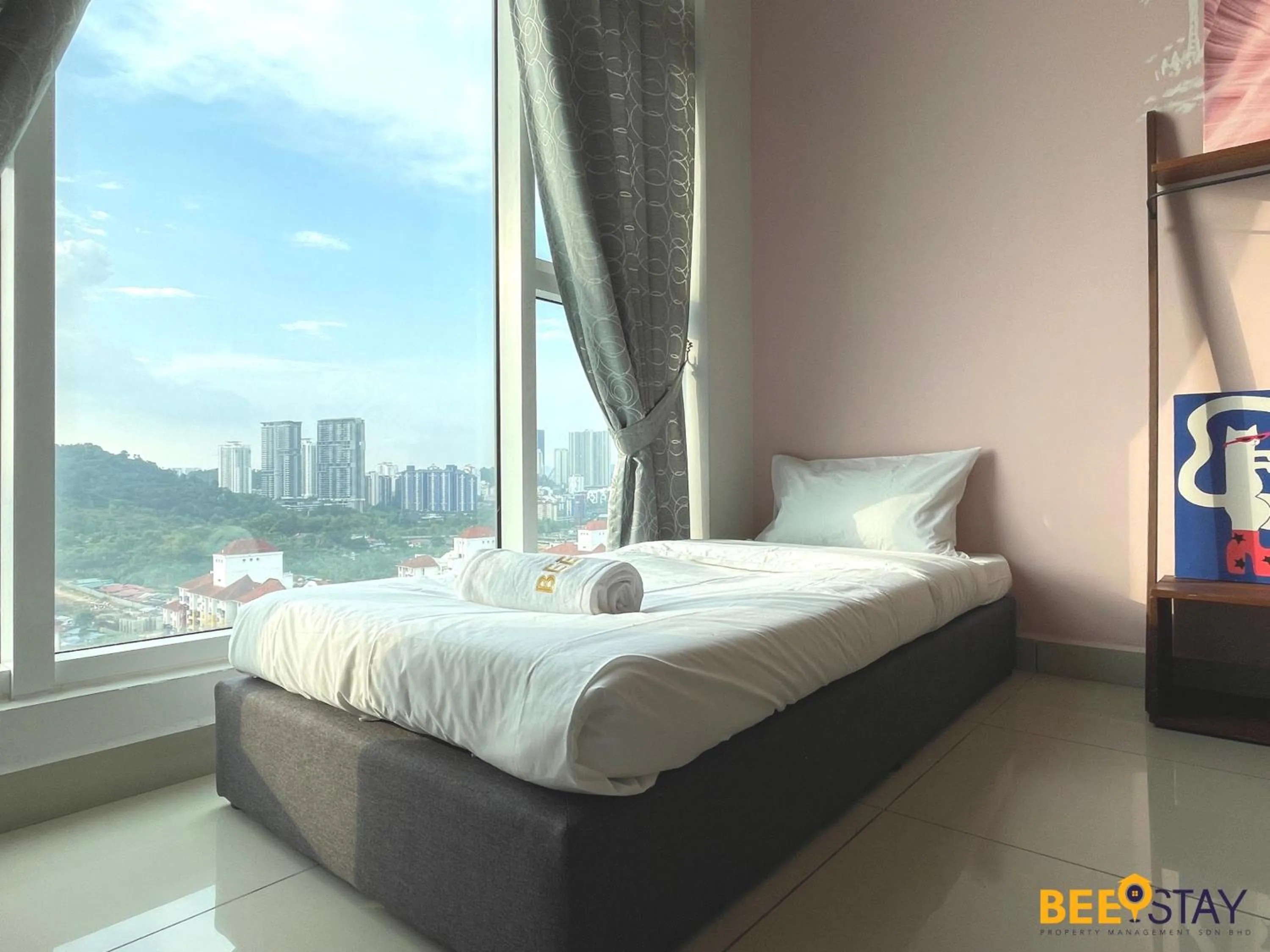 Bedroom, Bed in The Scott Garden Kuala Lumpur by BeeStay Management