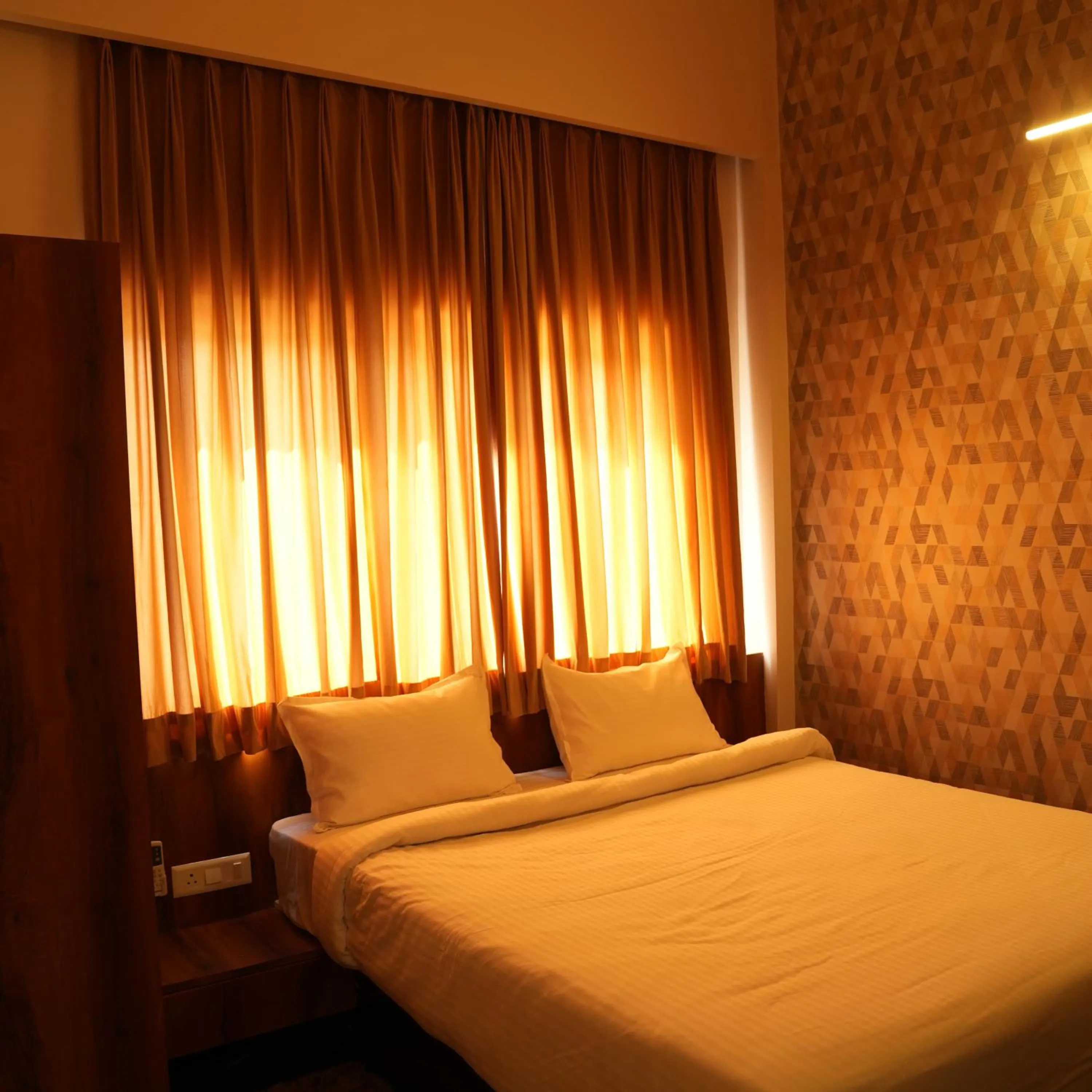 Bed in The Sky Imperial Sethji Ni Wadi