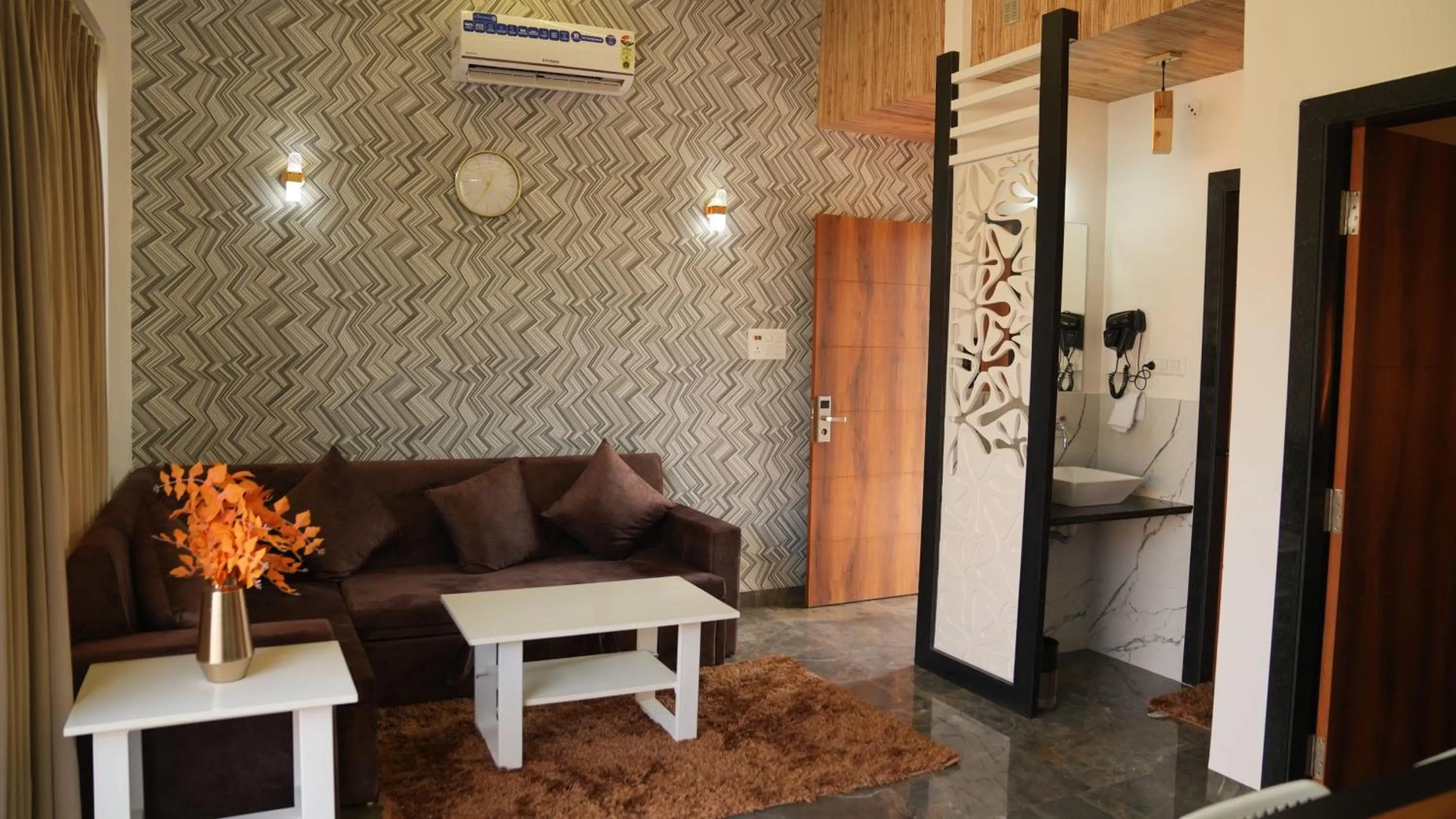 The Sky Imperial Sethji Ni Wadi