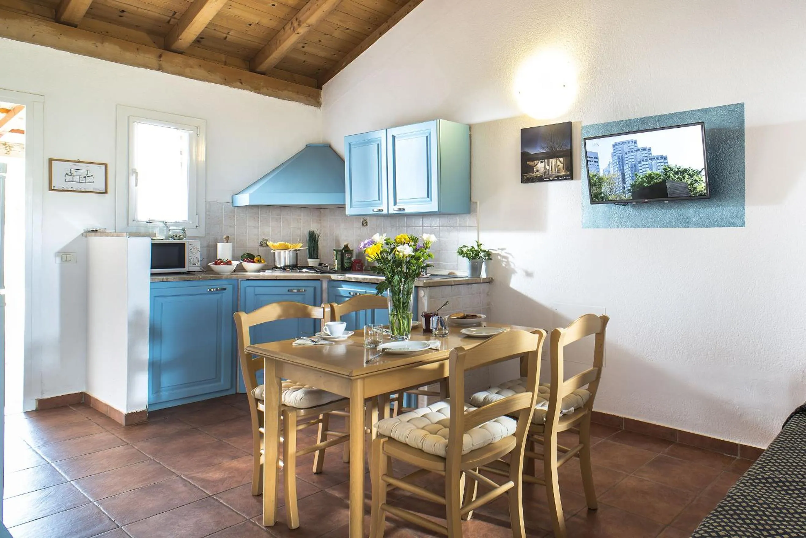 TV and multimedia in Holiday Centre Bi village