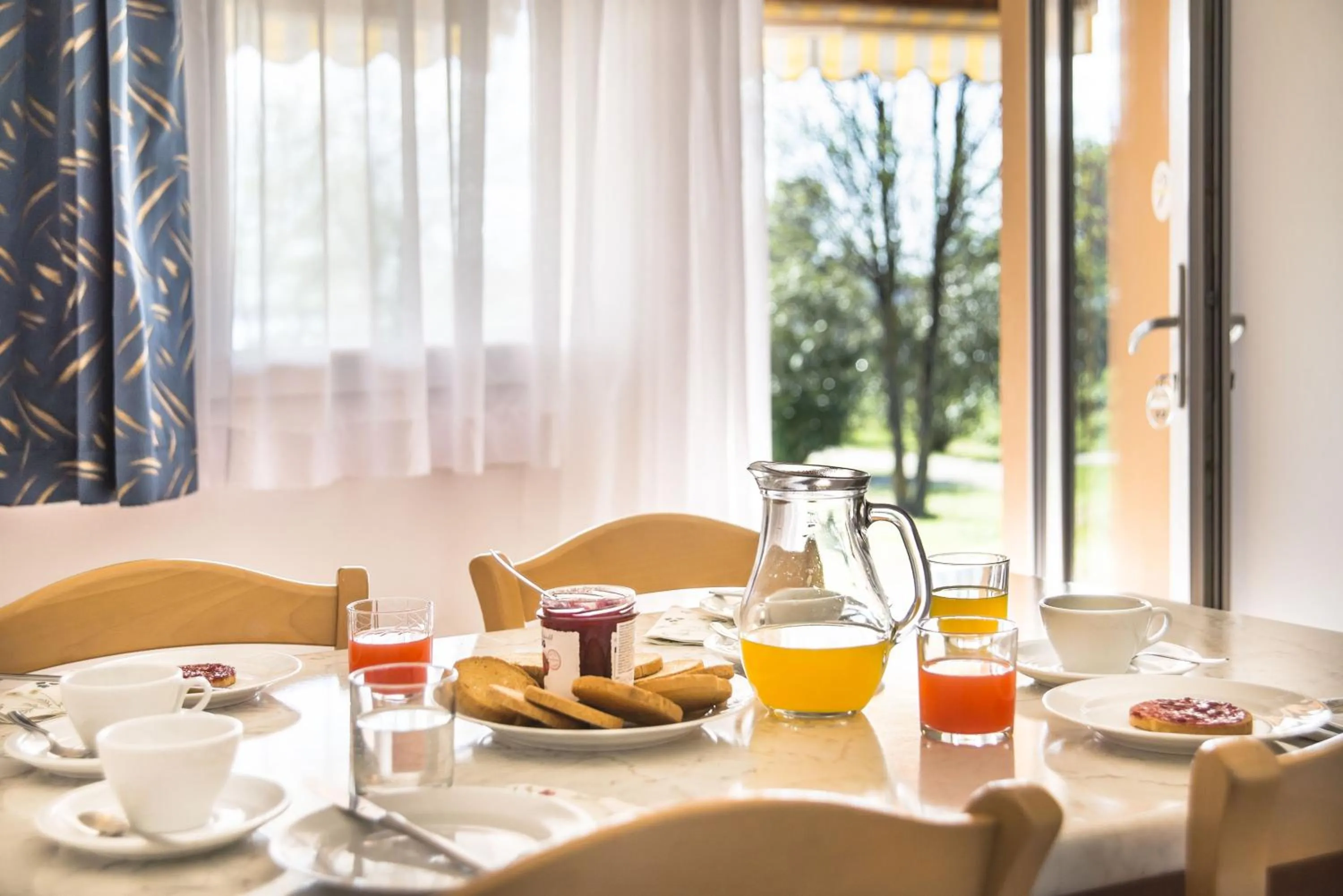 Dining area in Holiday Centre Bi village