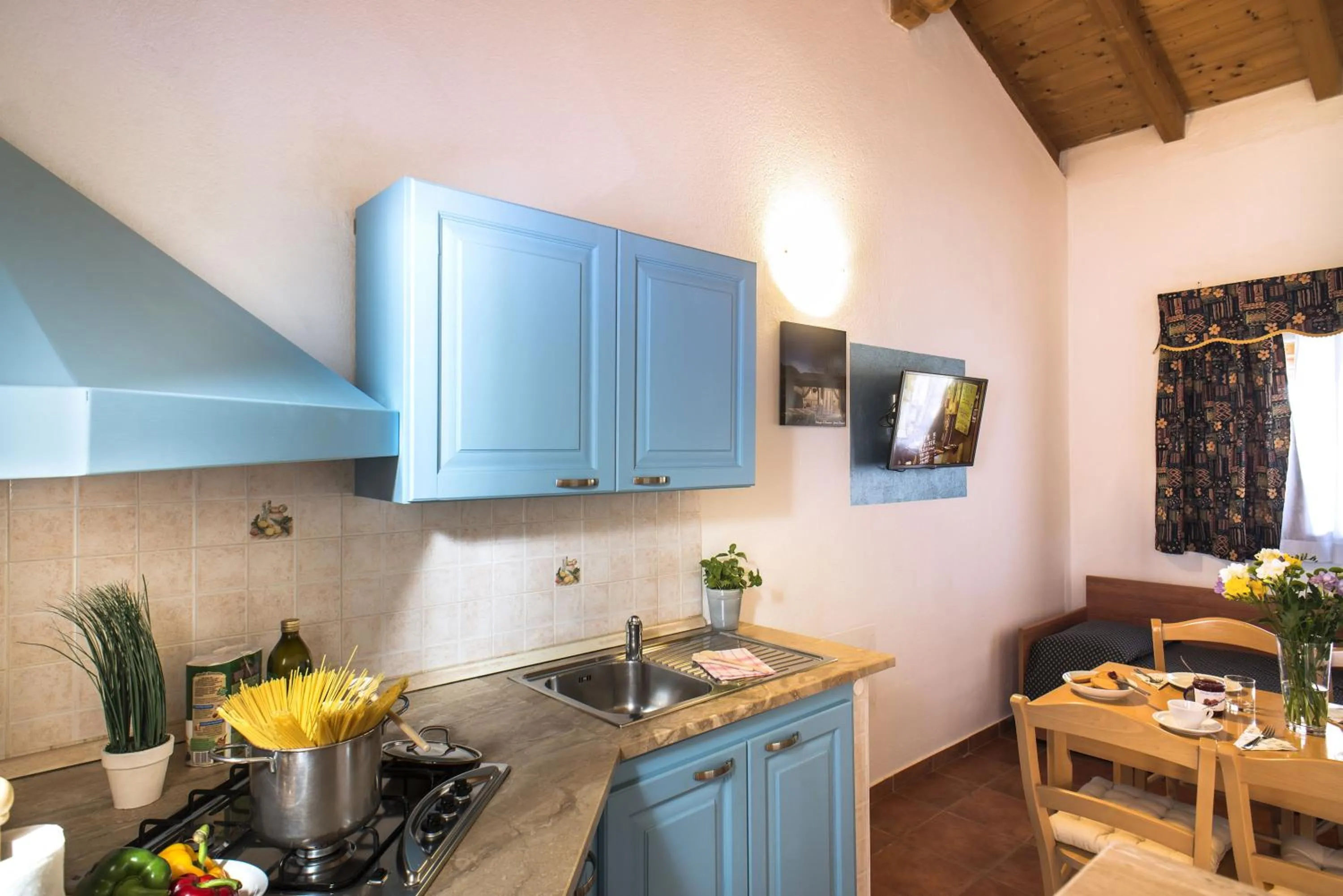 Kitchen or kitchenette in Holiday Centre Bi village