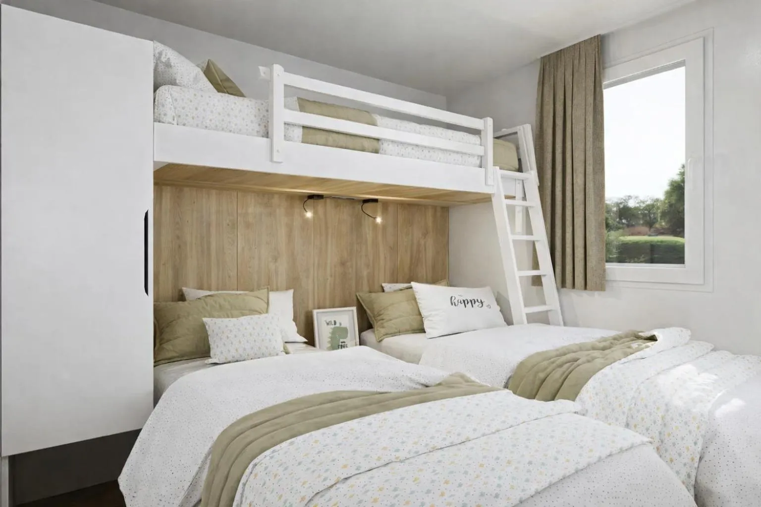 Bedroom, Bed in Holiday Centre Bi village