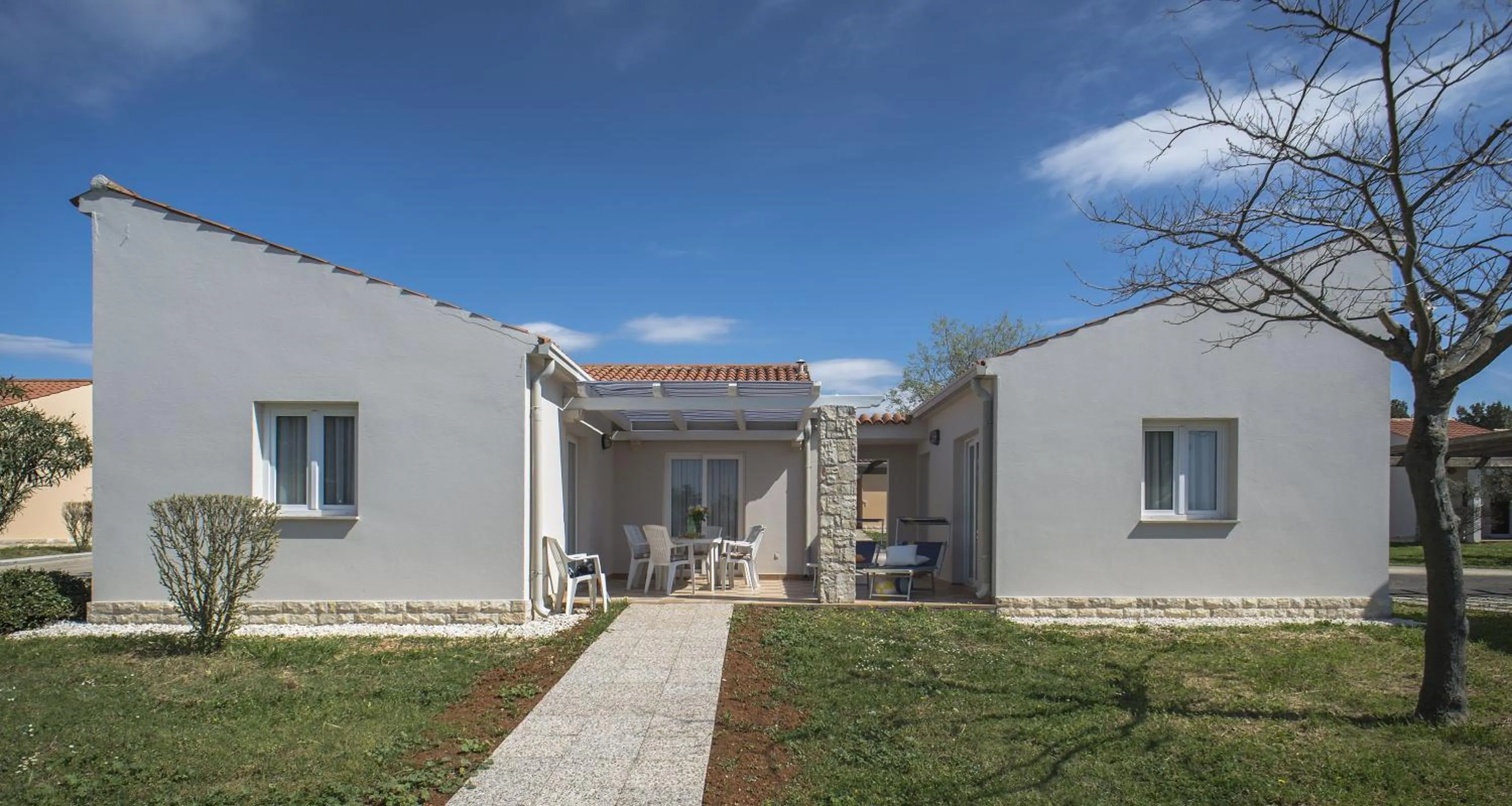 Area and facilities in Holiday Centre Bi village