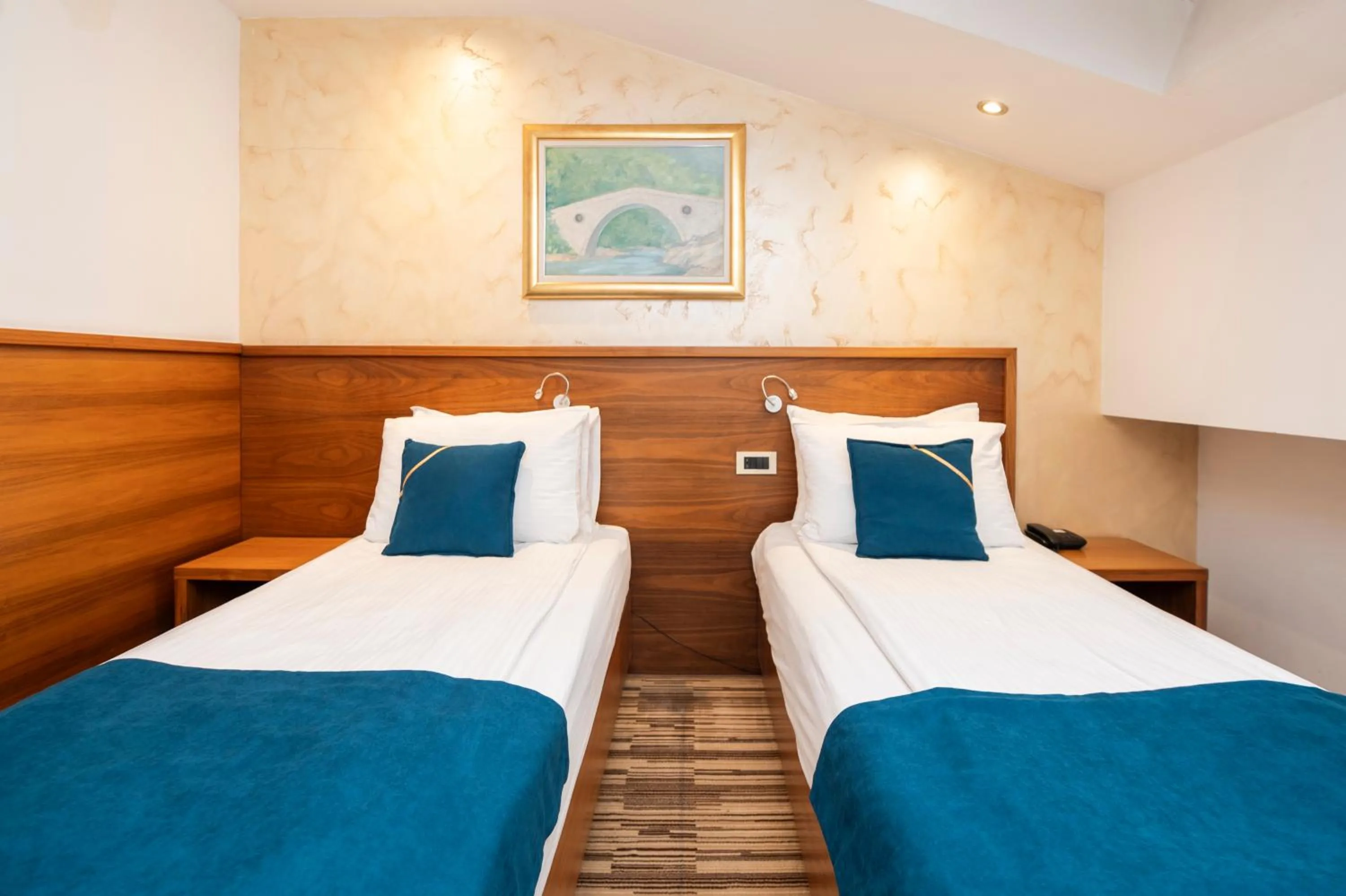 Bed in Hotel Bistrik City Center