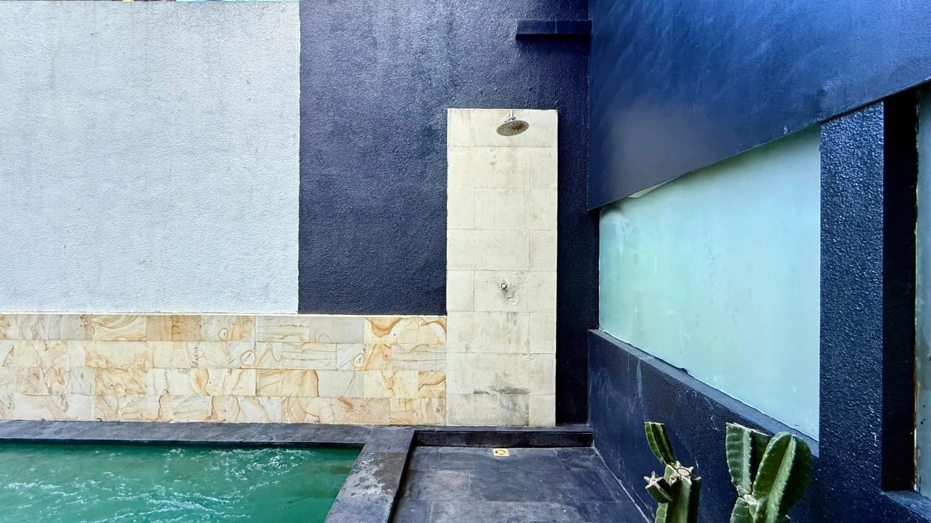 Swimming pool in Padma Pandawa Villa