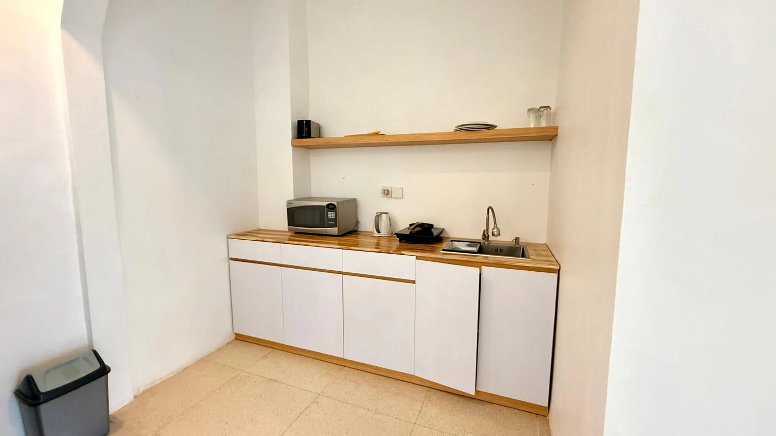 Kitchen or kitchenette in Padma Pandawa Villa