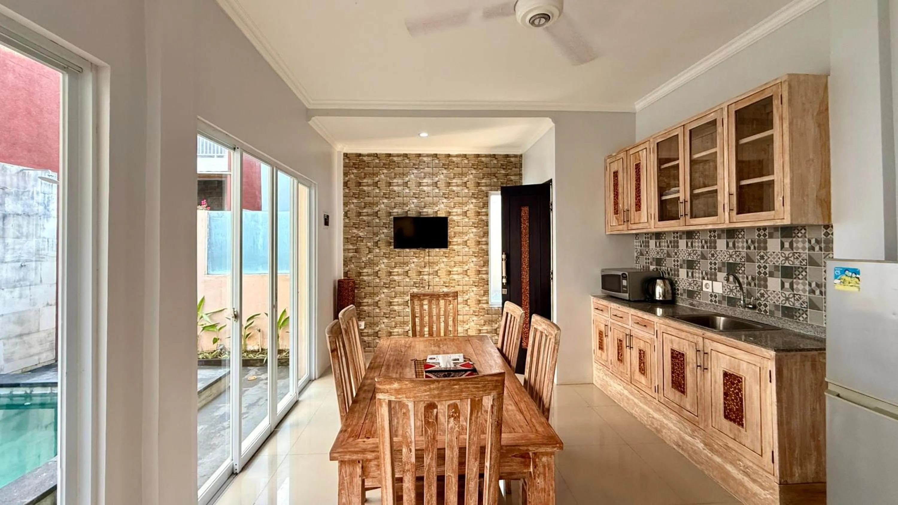 Kitchen or kitchenette in Padma Pandawa Villa