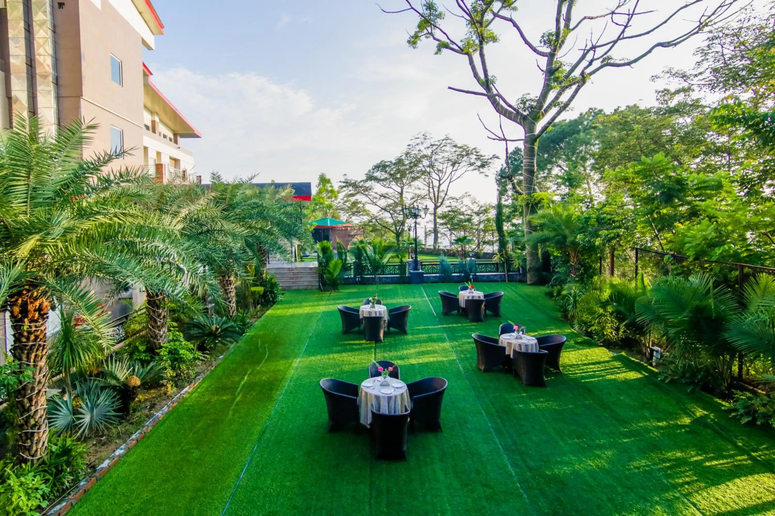 Garden in Dhauladhar Heights Resort