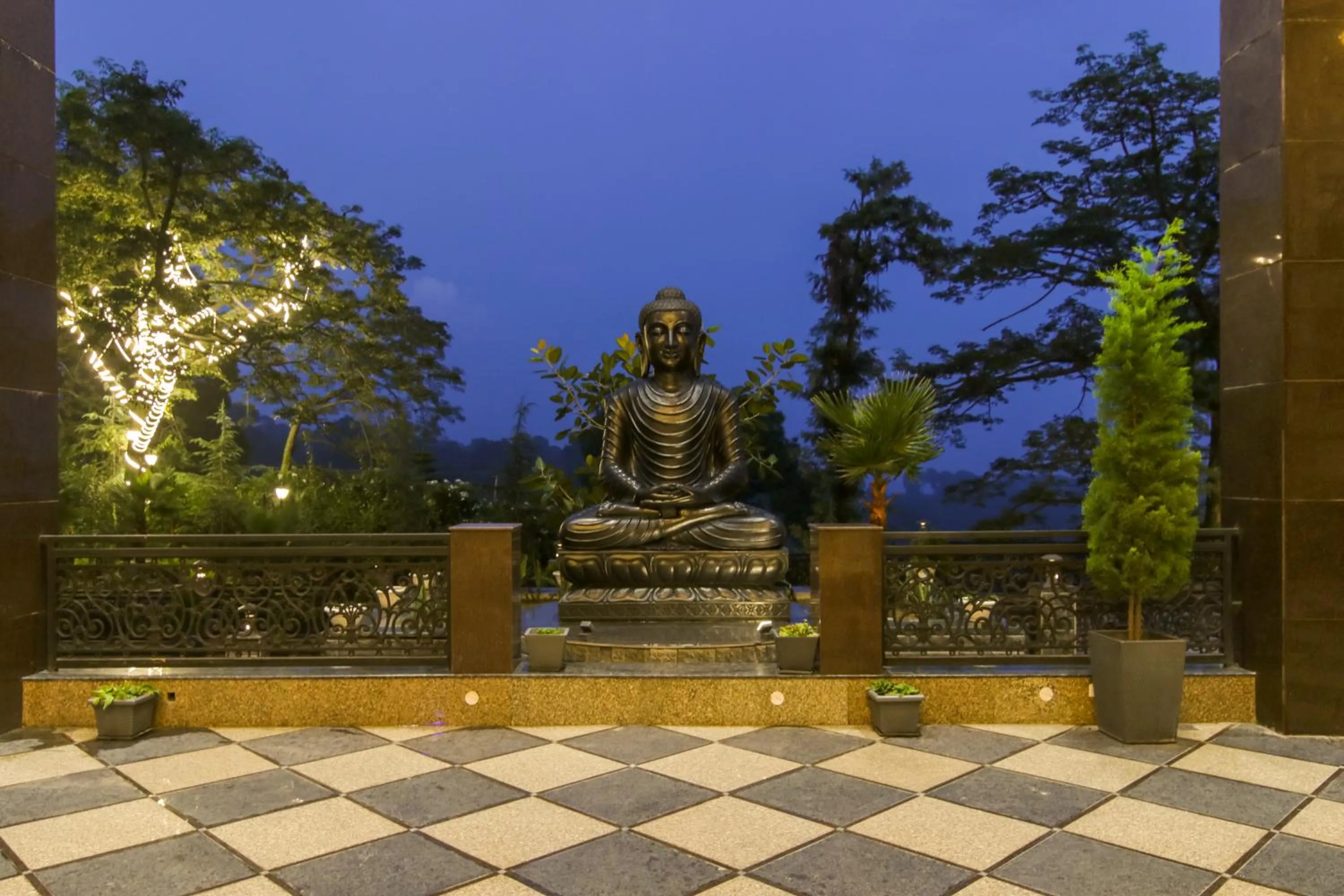 Night in Dhauladhar Heights Resort