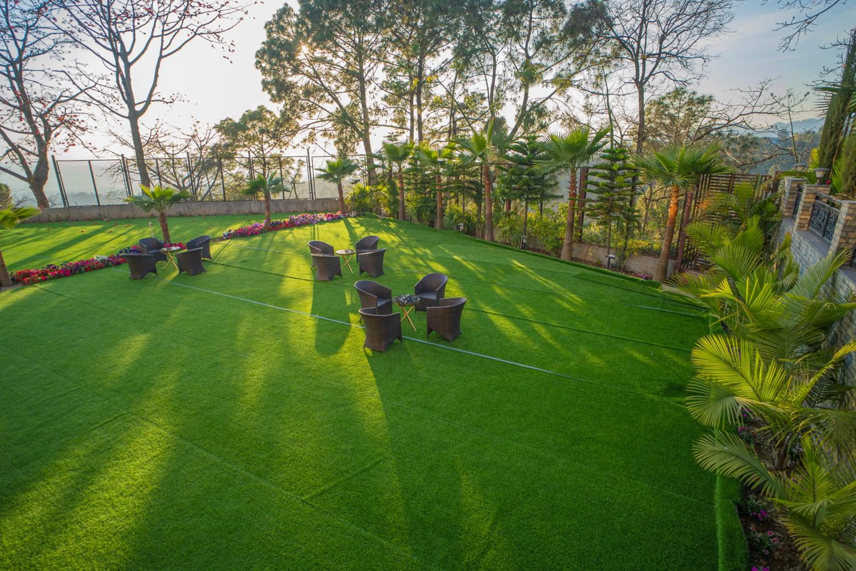 Garden in Dhauladhar Heights Resort