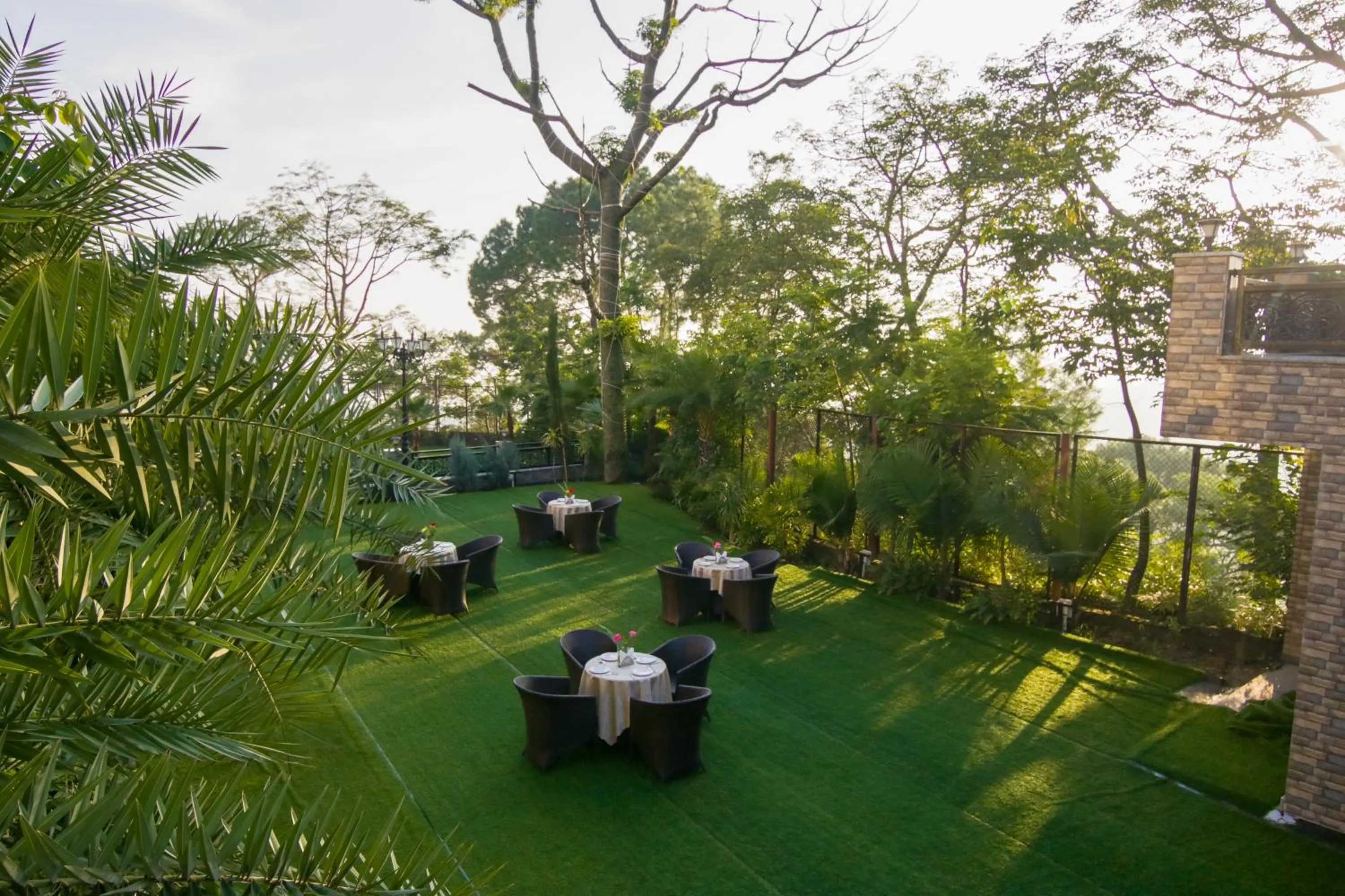 Garden in Dhauladhar Heights Resort