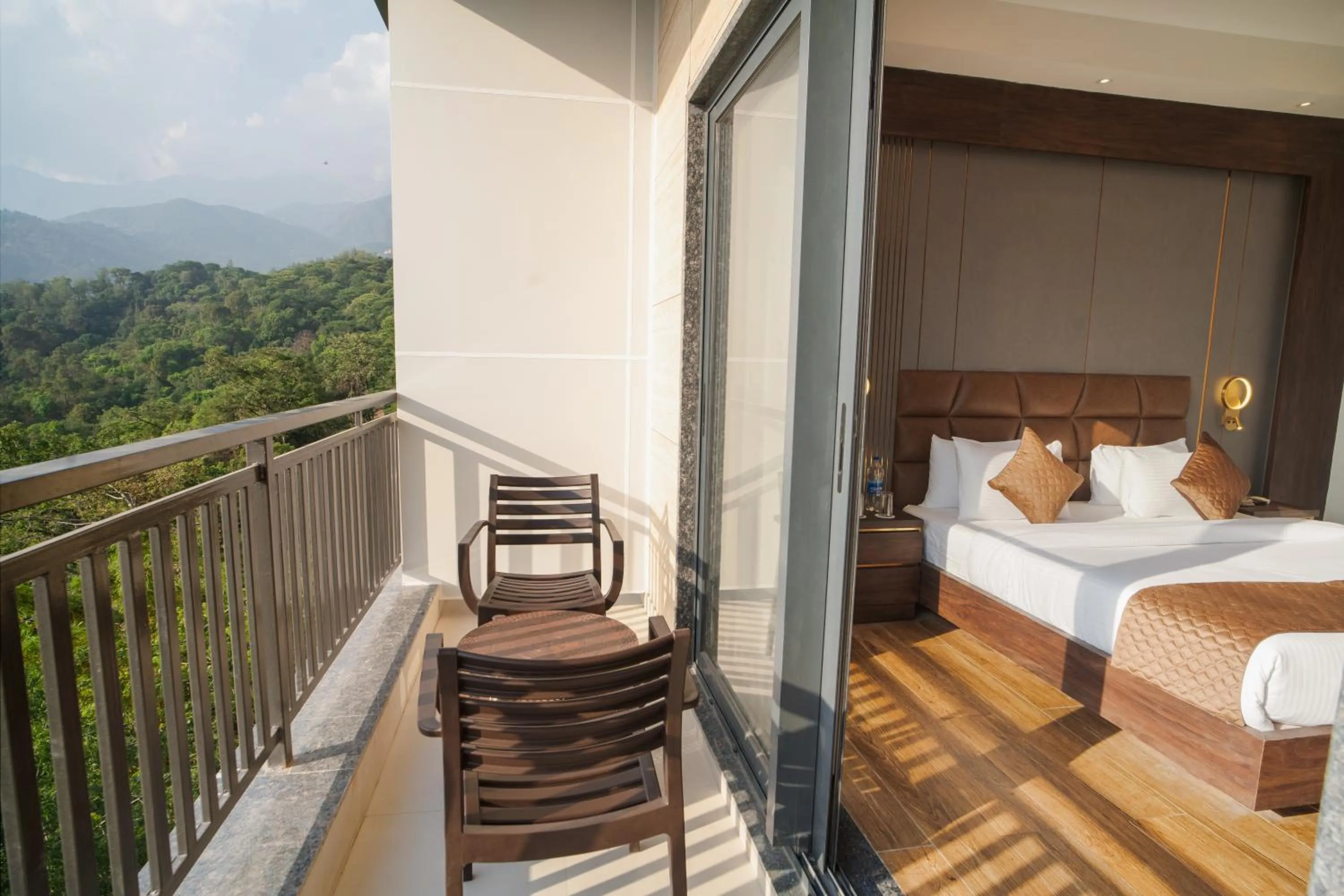 Balcony/Terrace in Dhauladhar Heights Resort