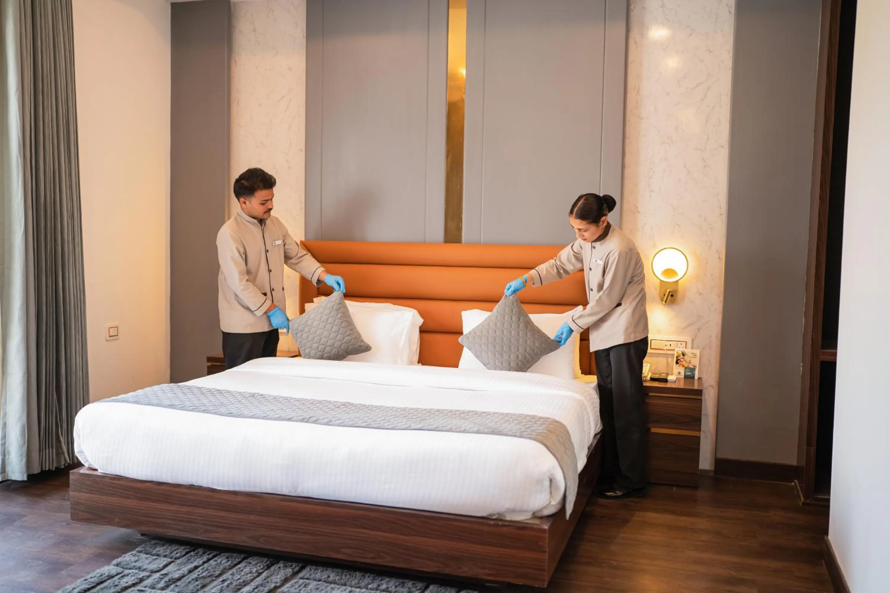 Bedroom, Bed in Dhauladhar Heights Resort