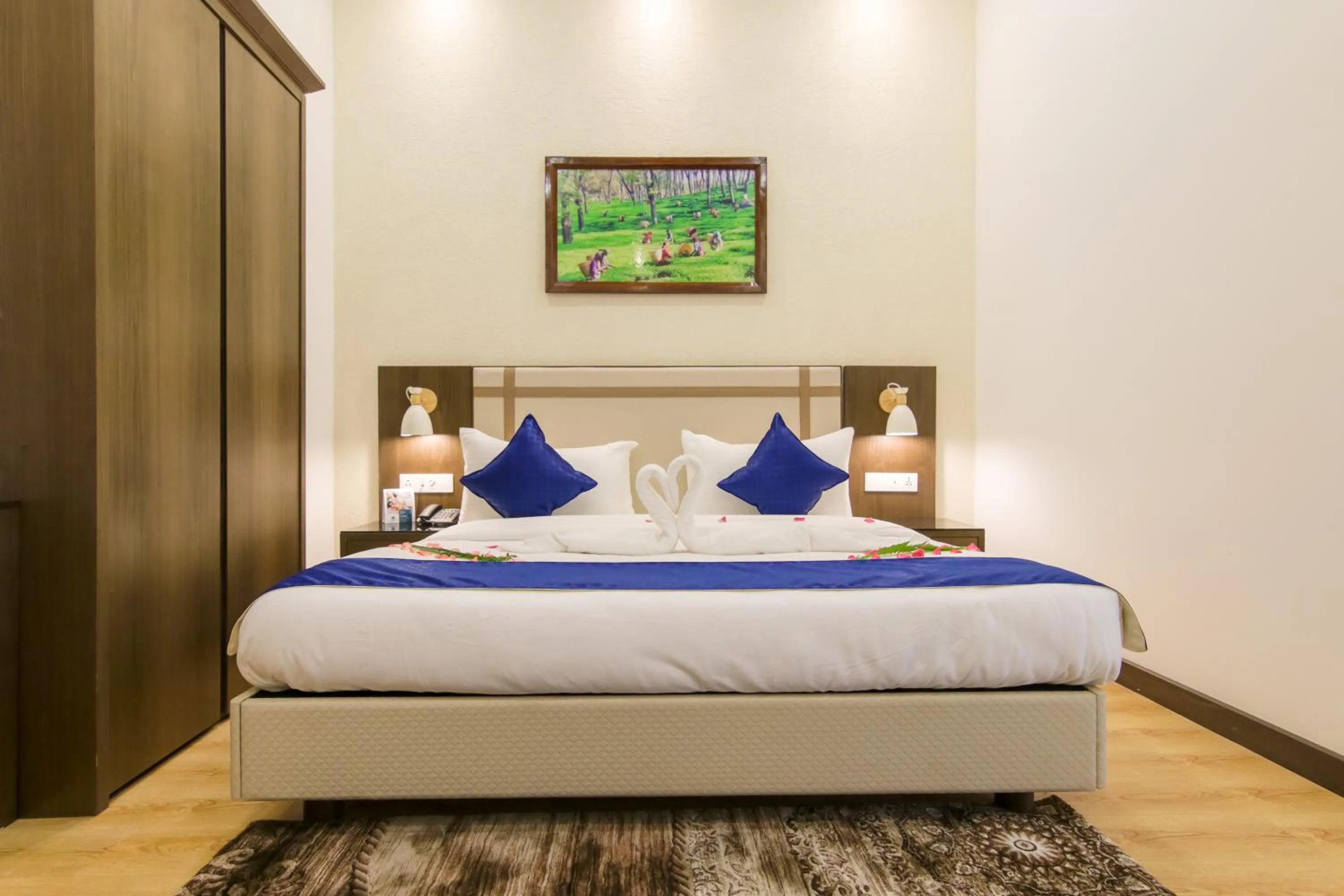 Bed in Dhauladhar Heights Resort