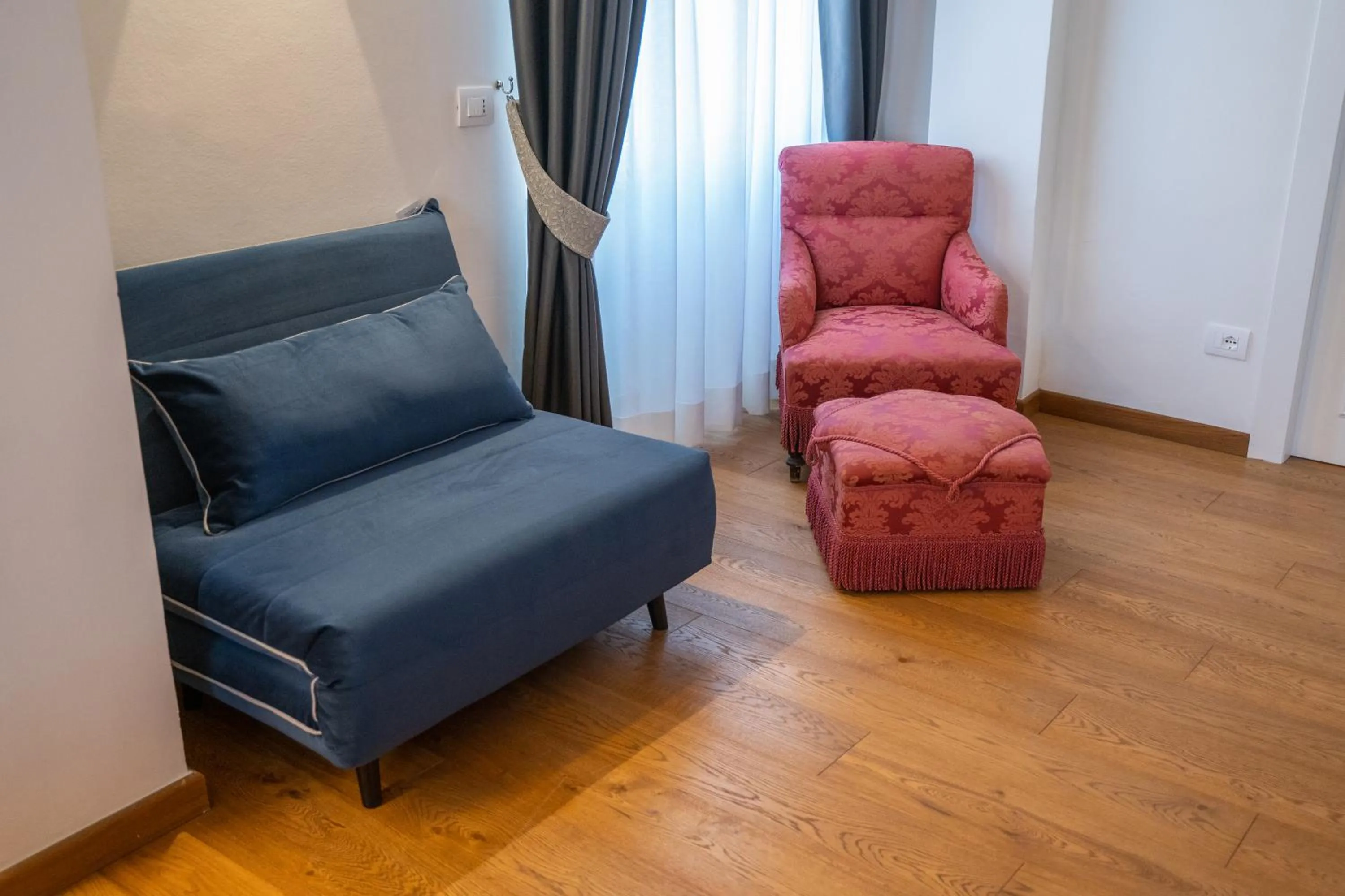 Decorative detail in Residenza degli Speziali