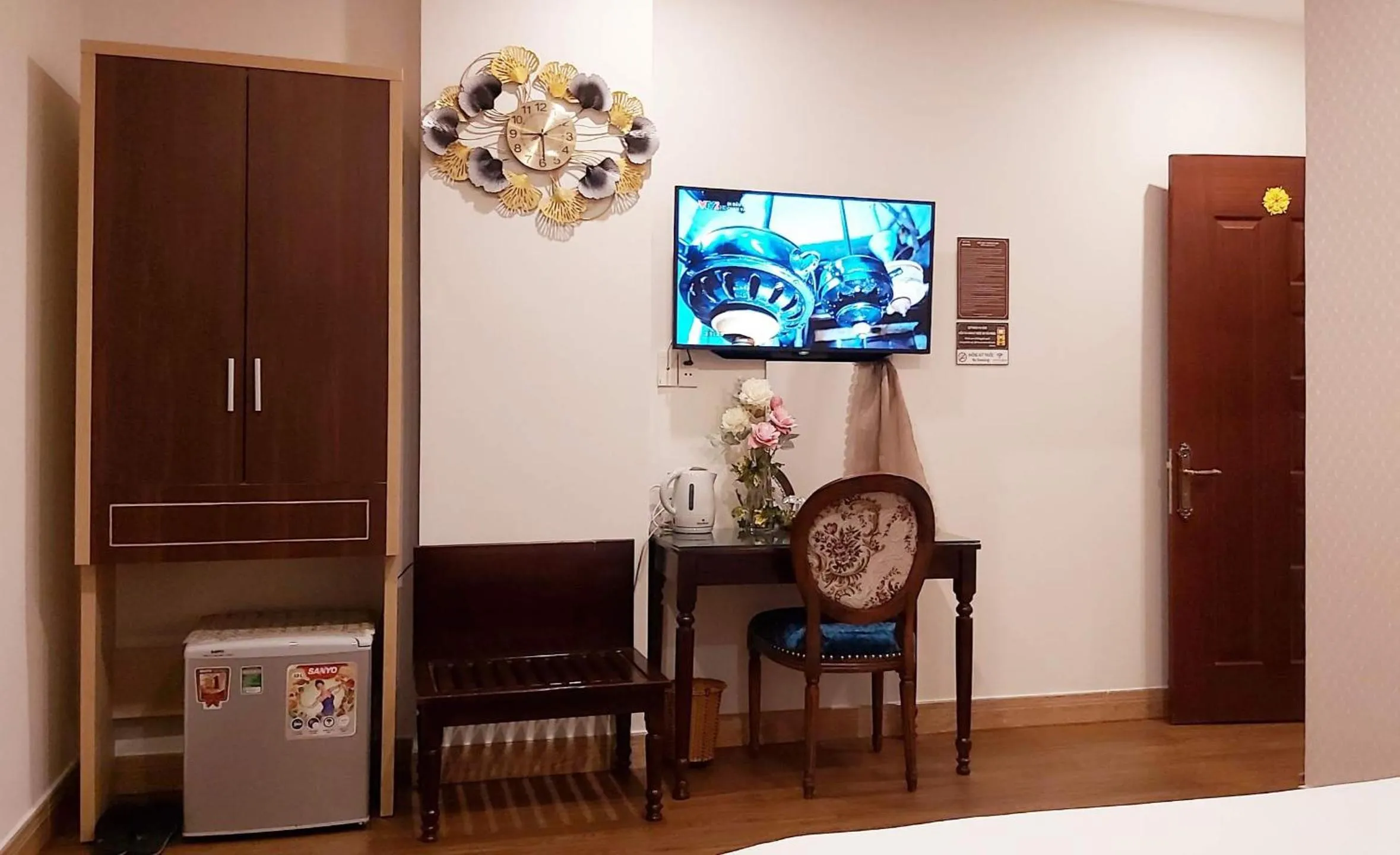 Photo of the whole room, Bed in Milan Diamond Hotel